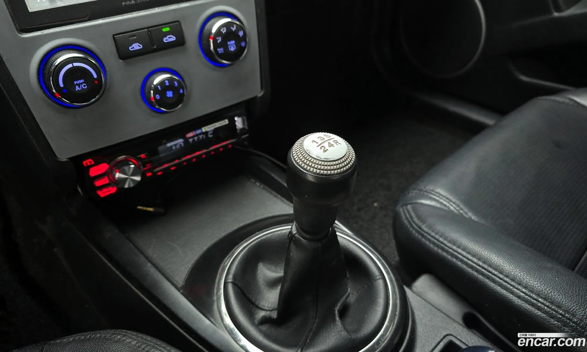 Hyundai Tuscani 2007 KMHHM61DP7U244882 — 16