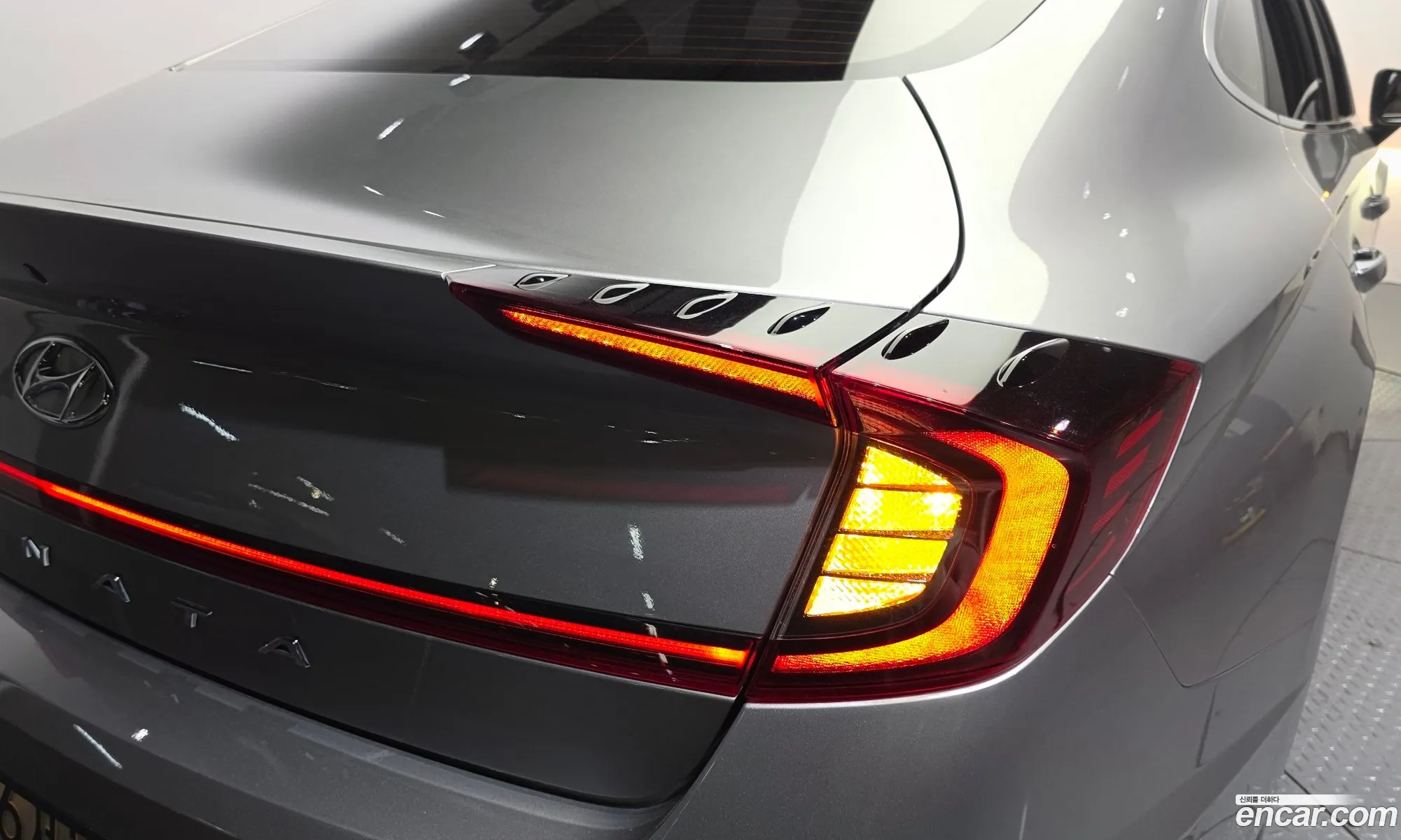 Hyundai Sonata 2019 KMHL241EBLA024986 — 5