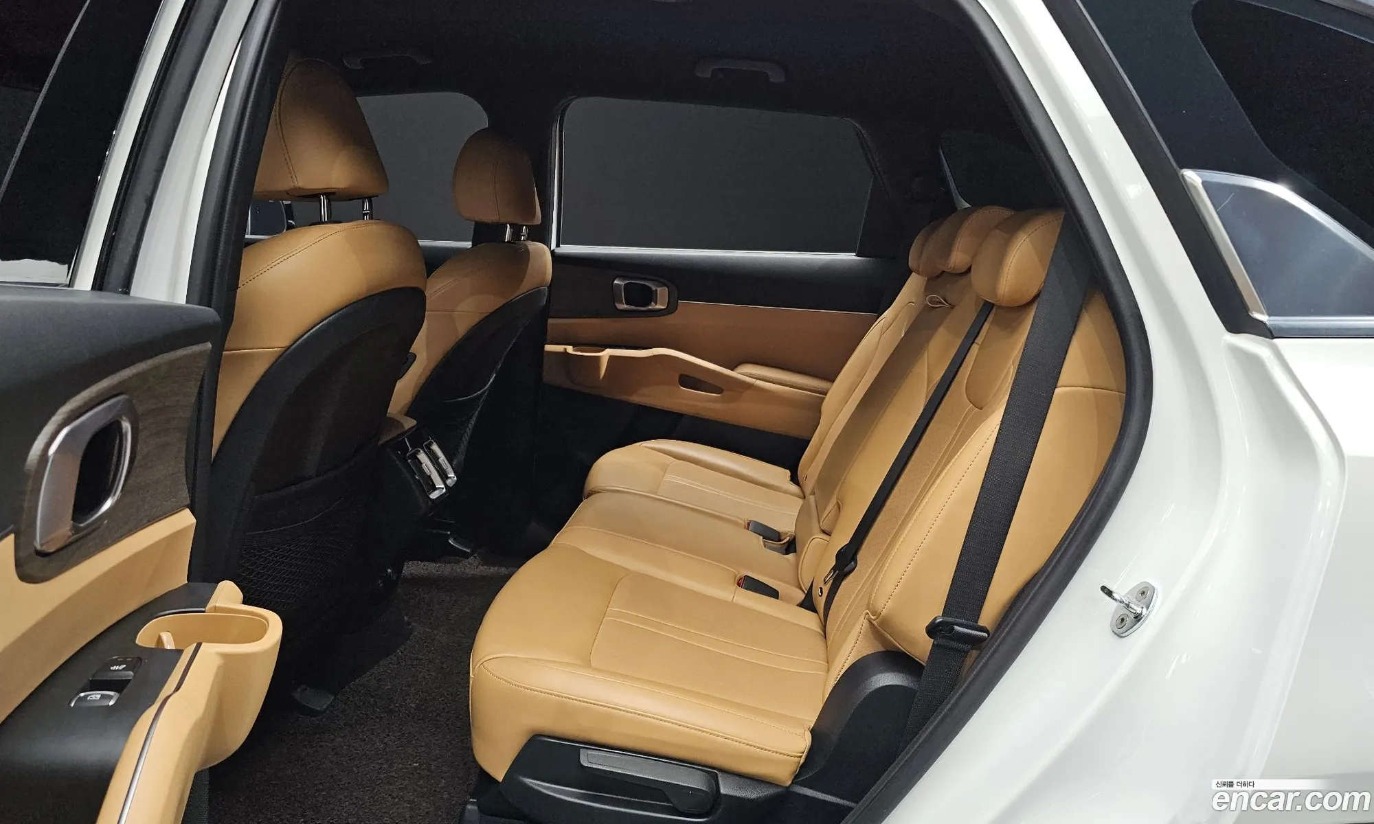 Kia Sorento 2020 KNARL81BGMA015575 — 3