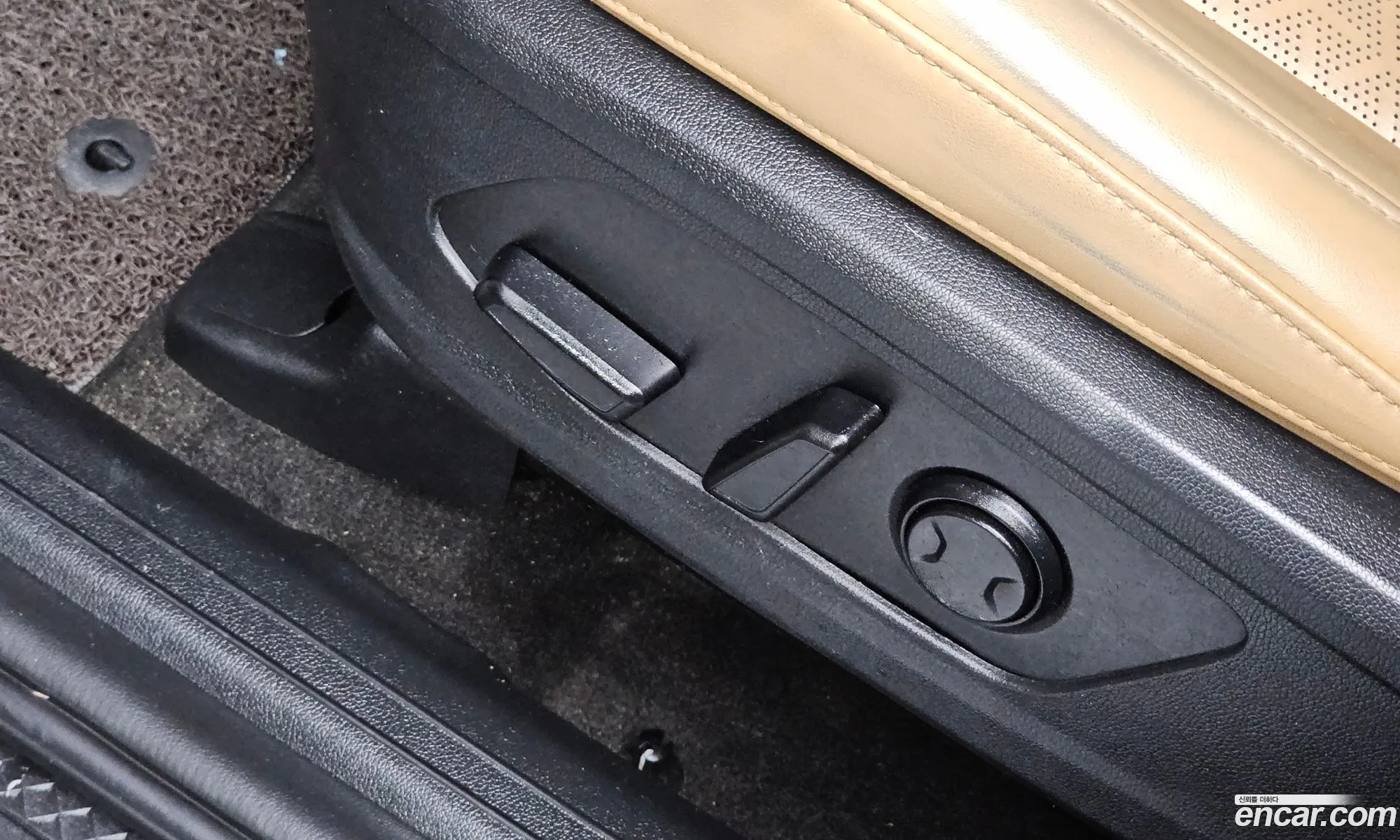 Kia Sorento 2020 KNARL81BGMA015575 — 24