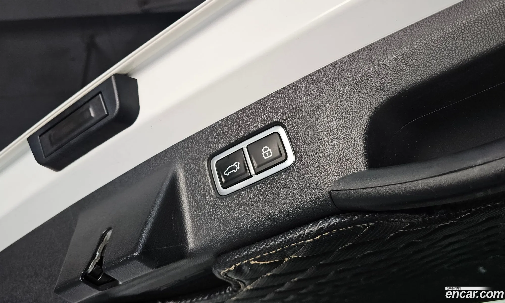 Kia Sorento 2020 KNARL81BGMA015575 — 28