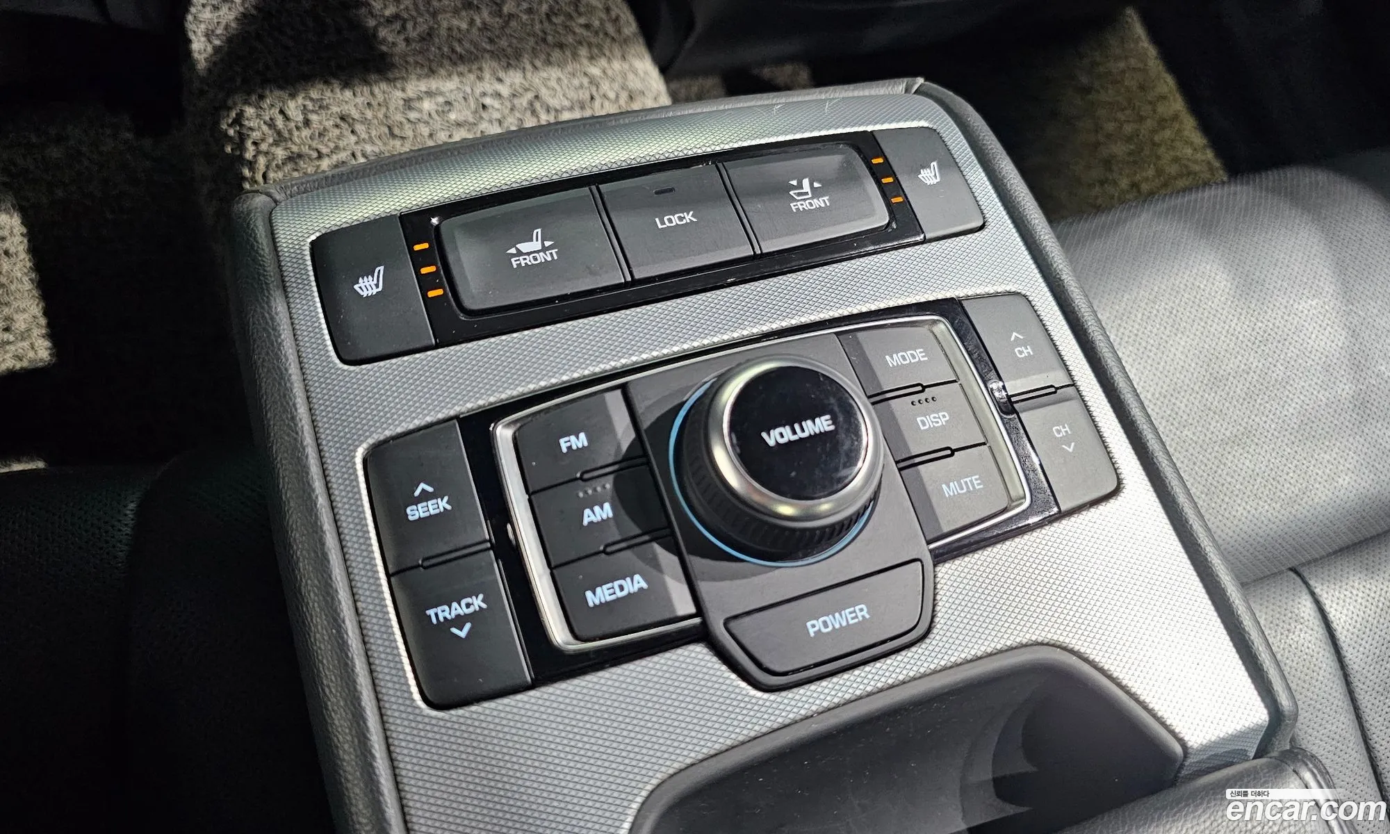 Genesis G80 2018 KMHGL412DJU292520 — 15
