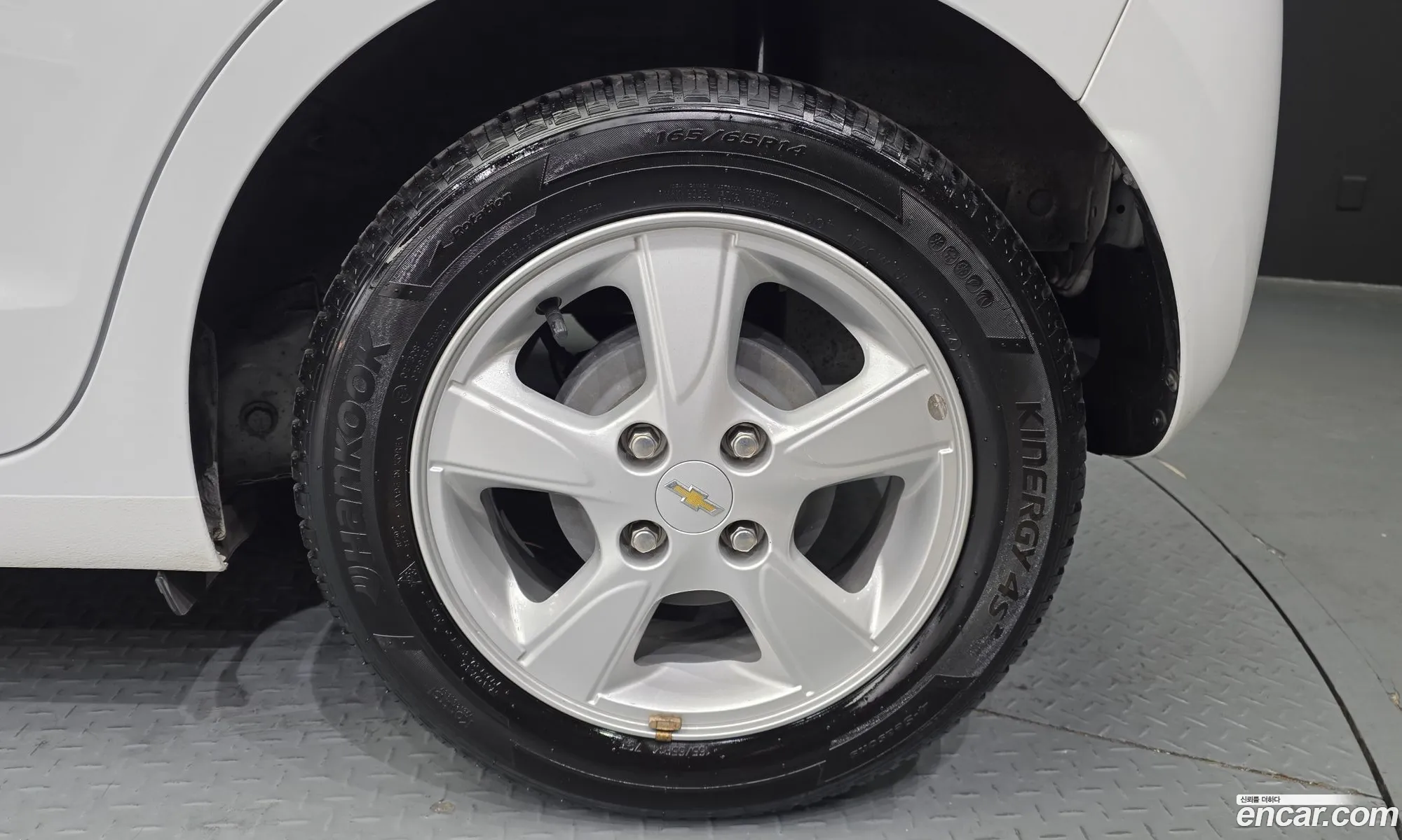 Chevrolet (GM Daewoo) Spark 2019 KLYDC487DKC235325 — 25