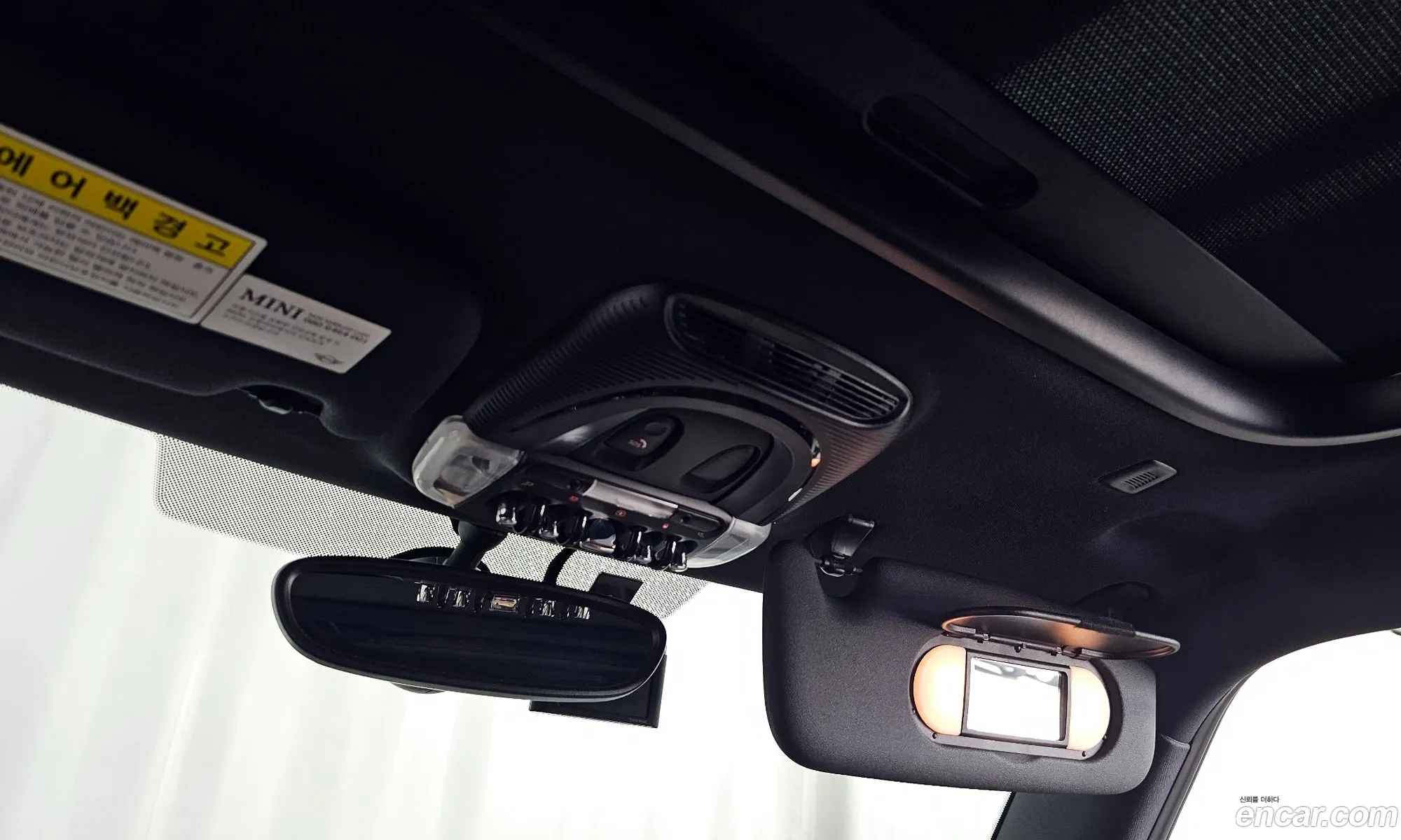 Mini Cooper S 2019 WMWXM9103K2H04979 — 9
