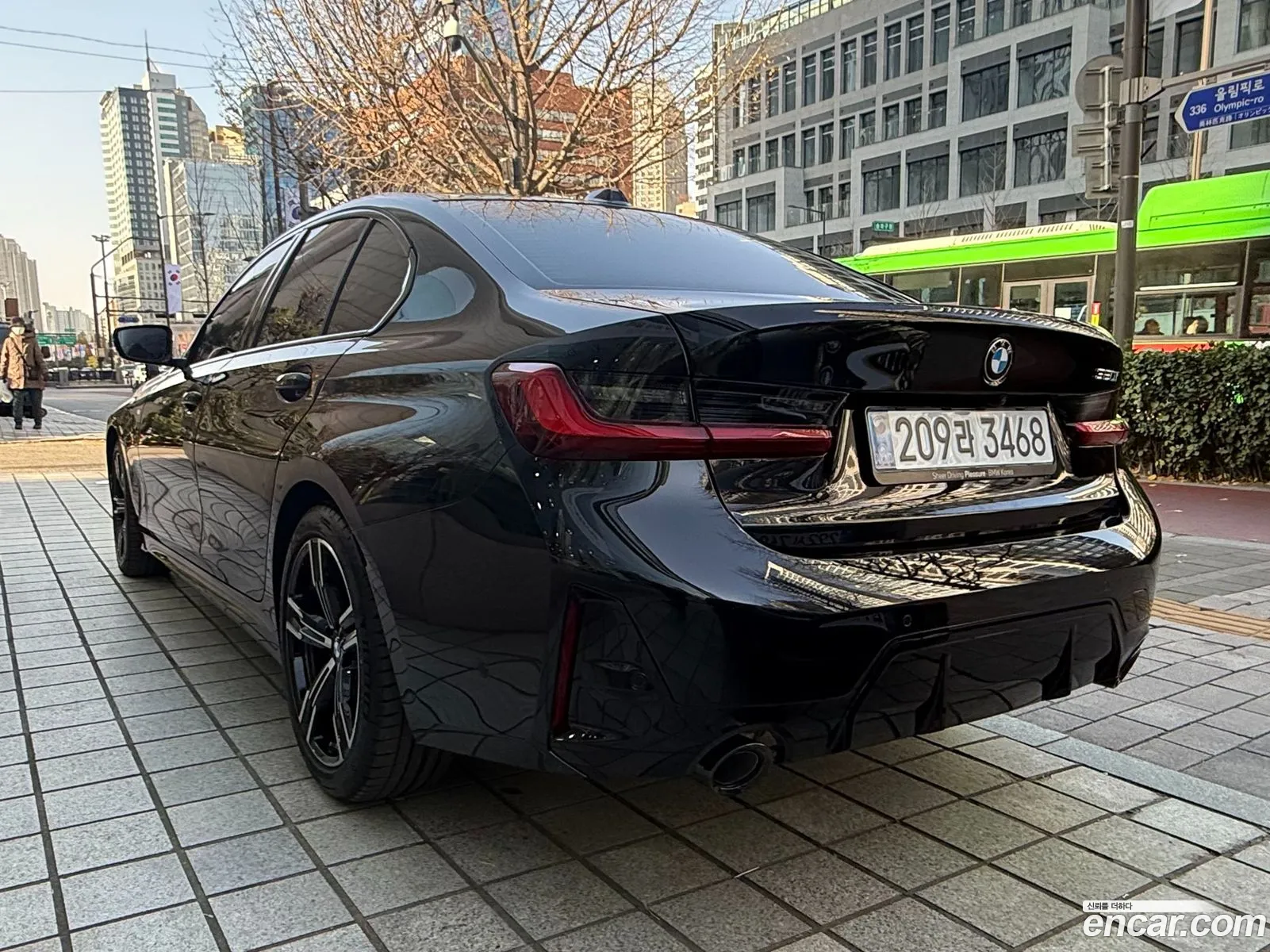 BMW 3 Series 2025 — 4