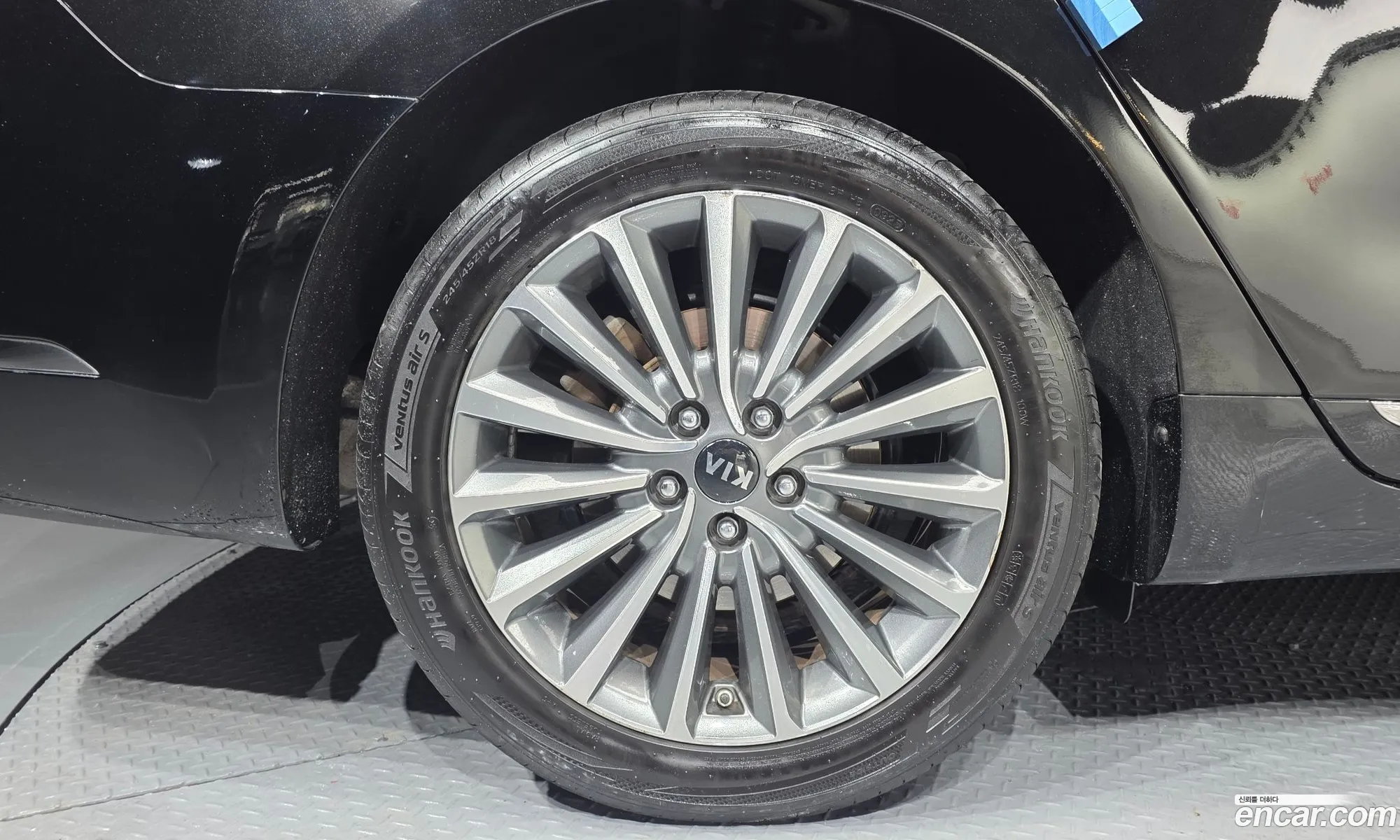 Kia K7 2016 KNALB415BGA031822 — 2