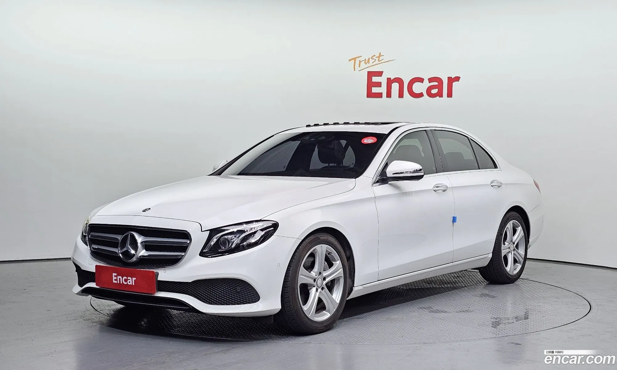 Mercedes-Benz E-Class W213 2017 WDDZF0EB2HA161705 — 19