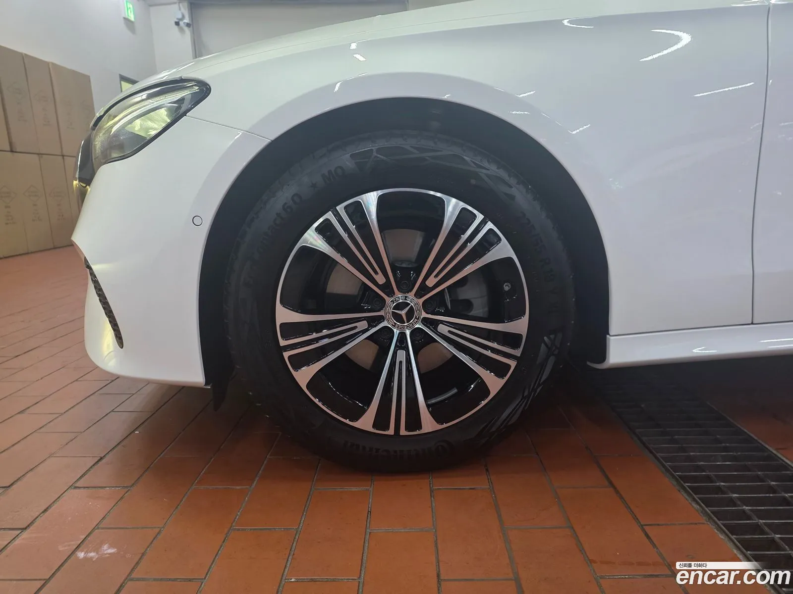 Mercedes-Benz E-Class W214 2025 — 3
