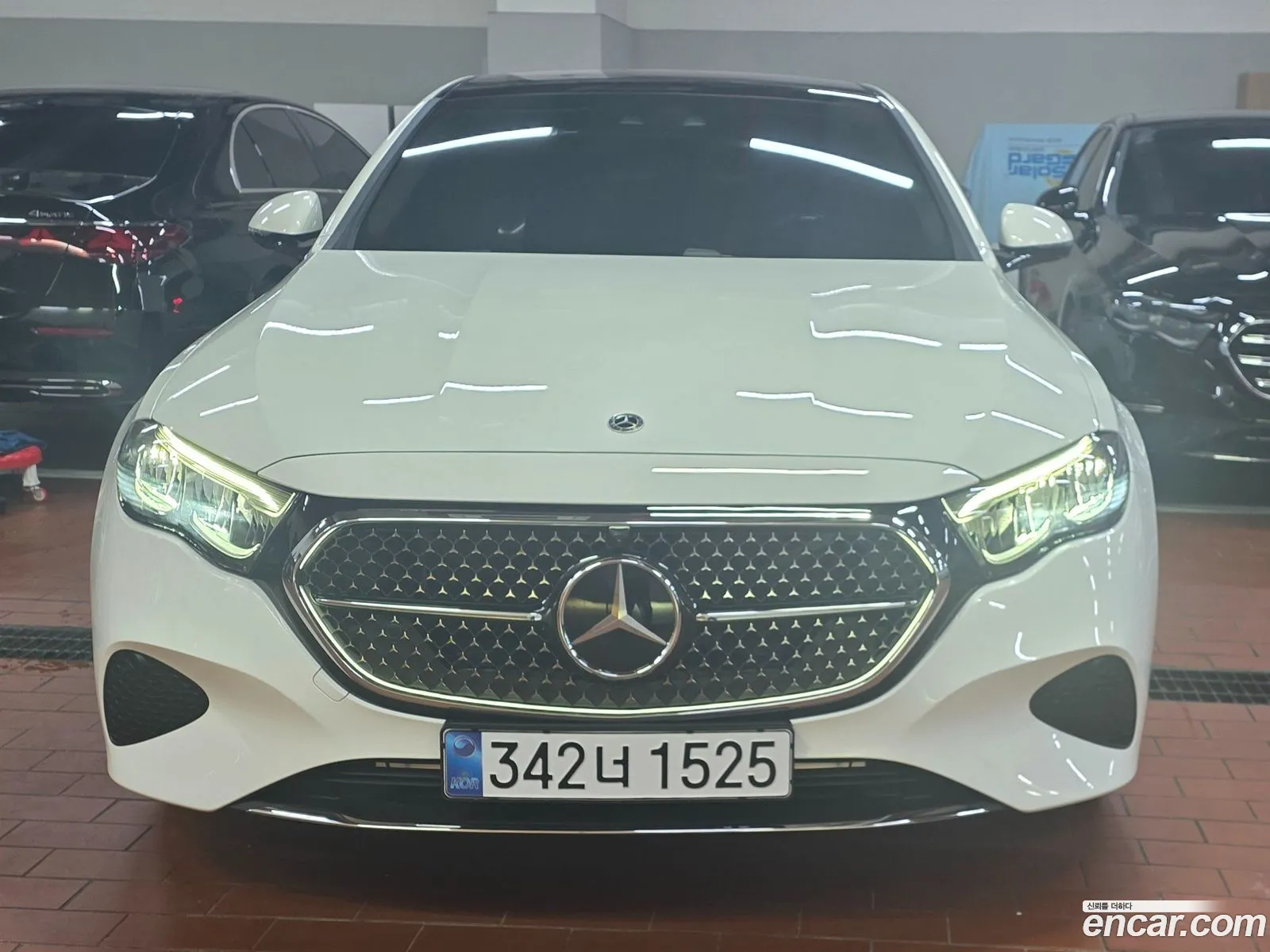 Mercedes-Benz E-Class W214 2025 — 9
