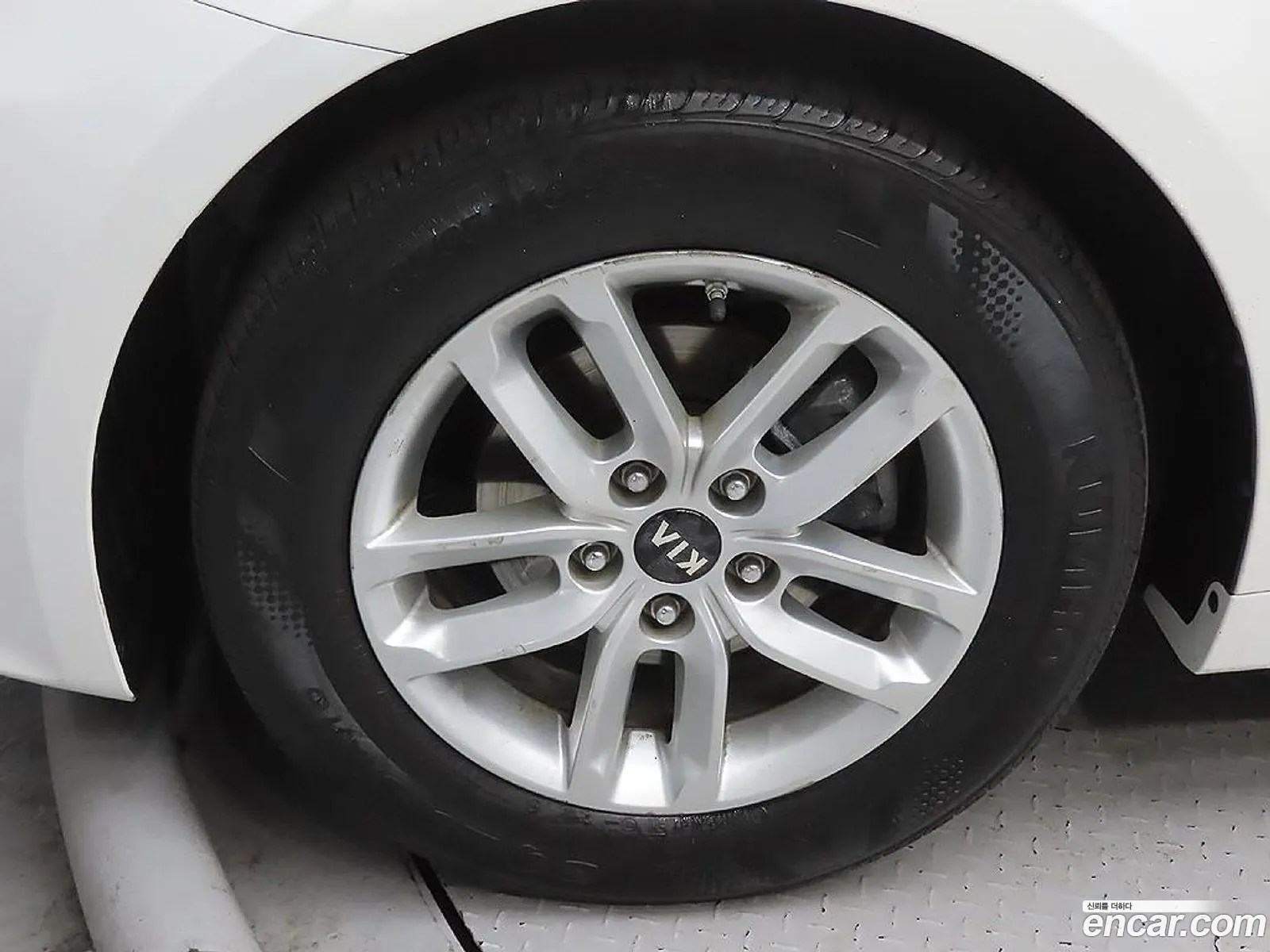 Kia K5 2014 — 11