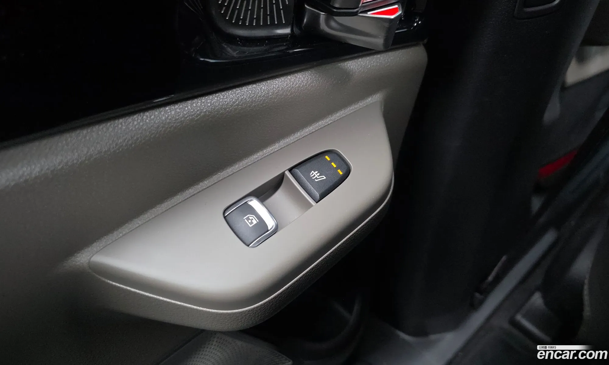 Kia Carnival 2025 KNANE81BBSS581632 — 11