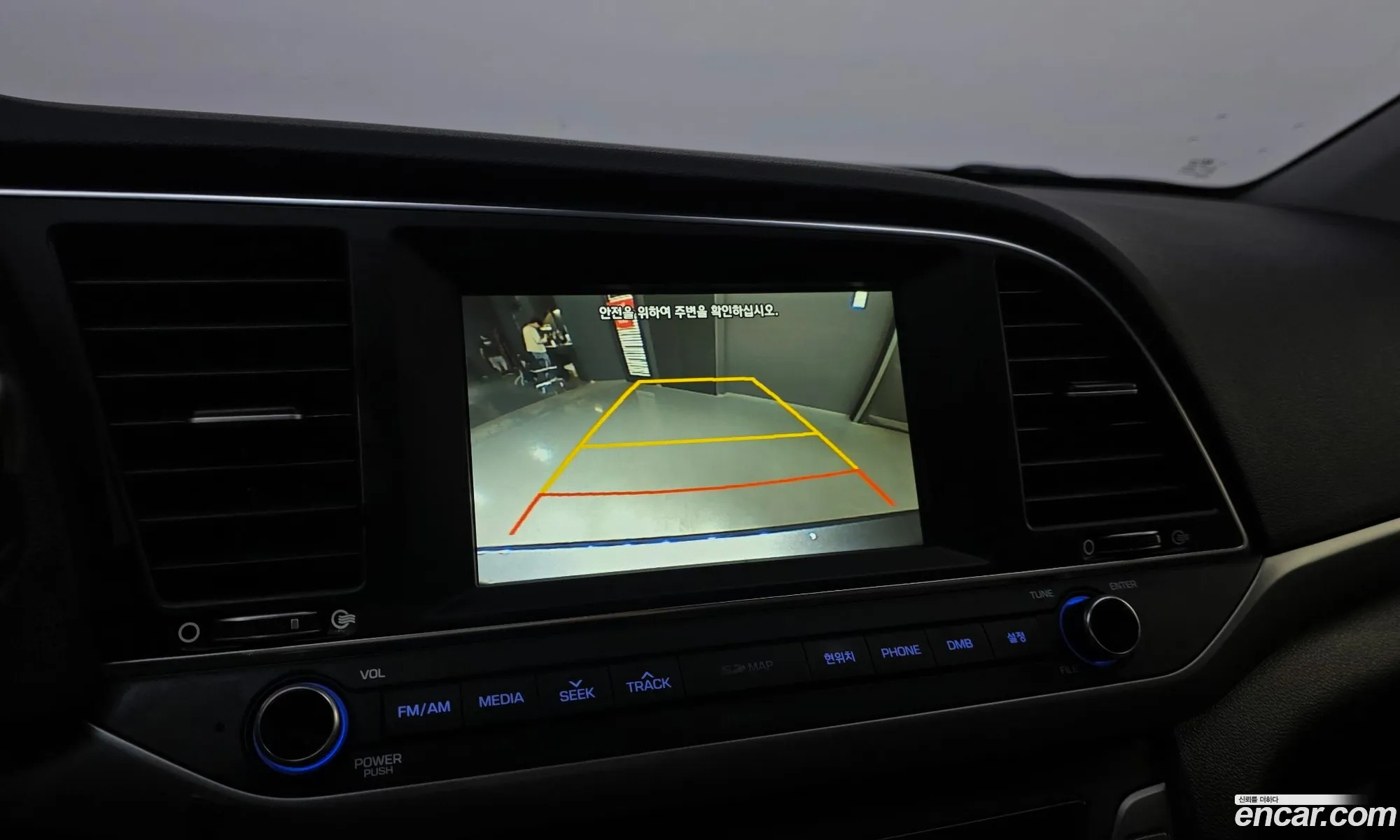 Hyundai Elantra AD 2015 — 3