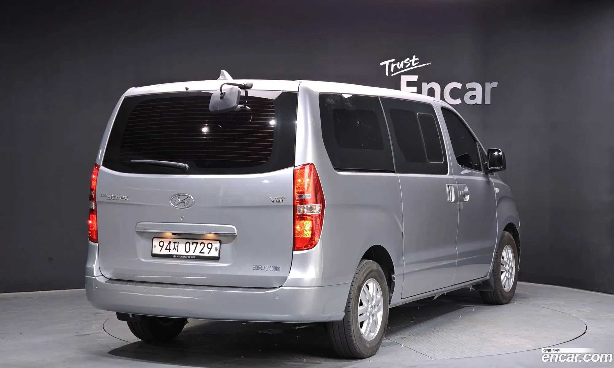 Hyundai Grand Starex 2020 — 29