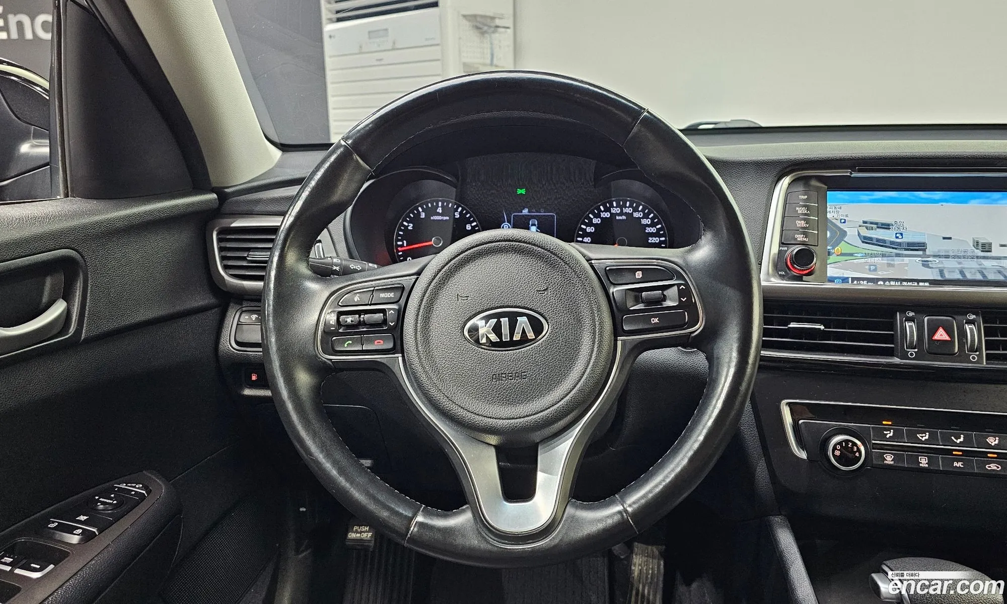 Kia K5 2018 KNAGS416BJA223682 — 6