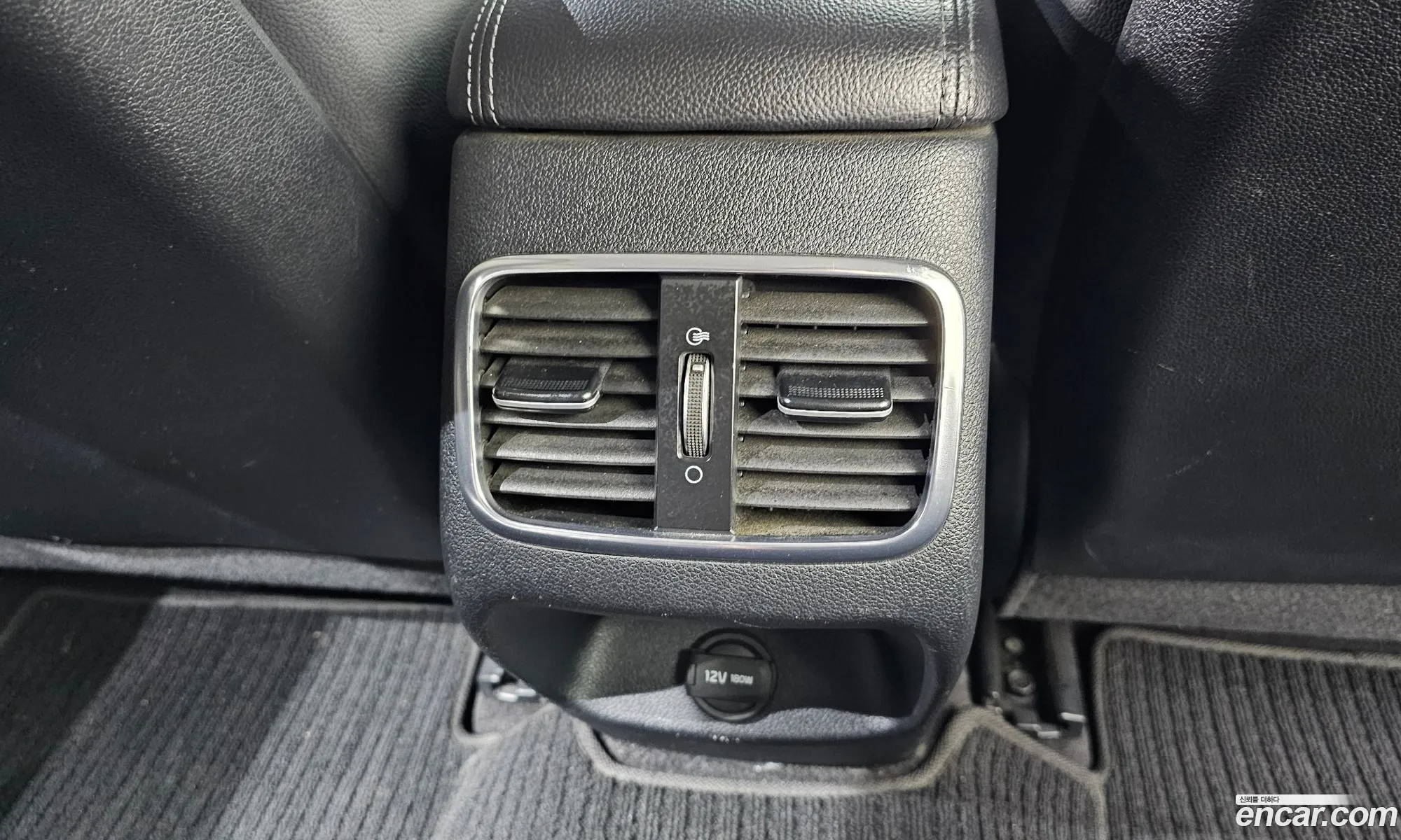 Kia K5 2018 KNAGS416BJA223682 — 26