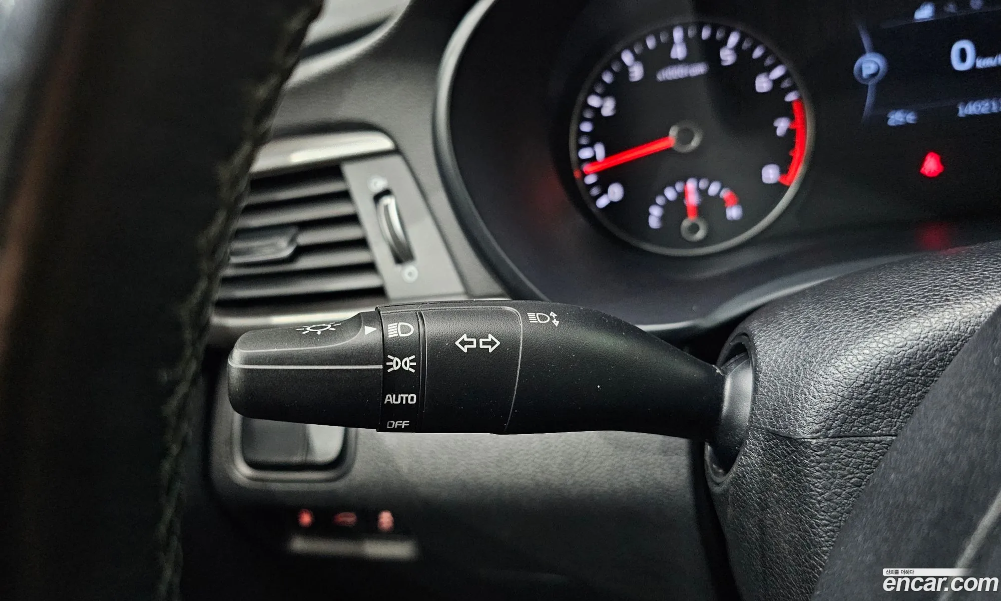 Kia K5 2018 KNAGS416BJA223682 — 5