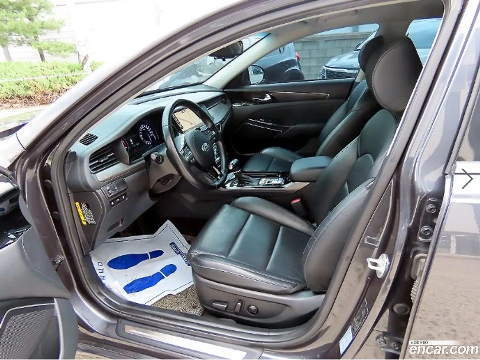 Kia K7 Premier 2019 — 13