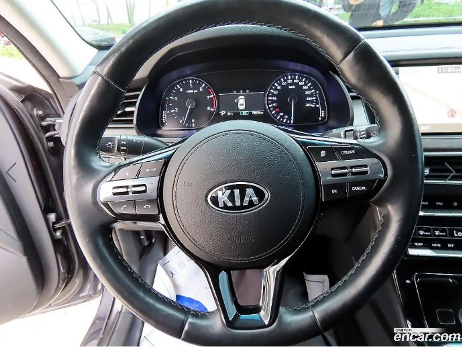 Kia K7 Premier 2019 — 12