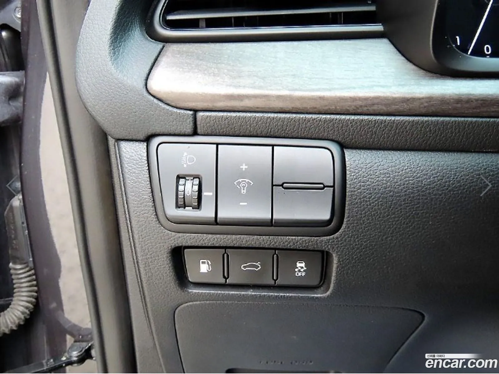 Kia K7 Premier 2019 — 17