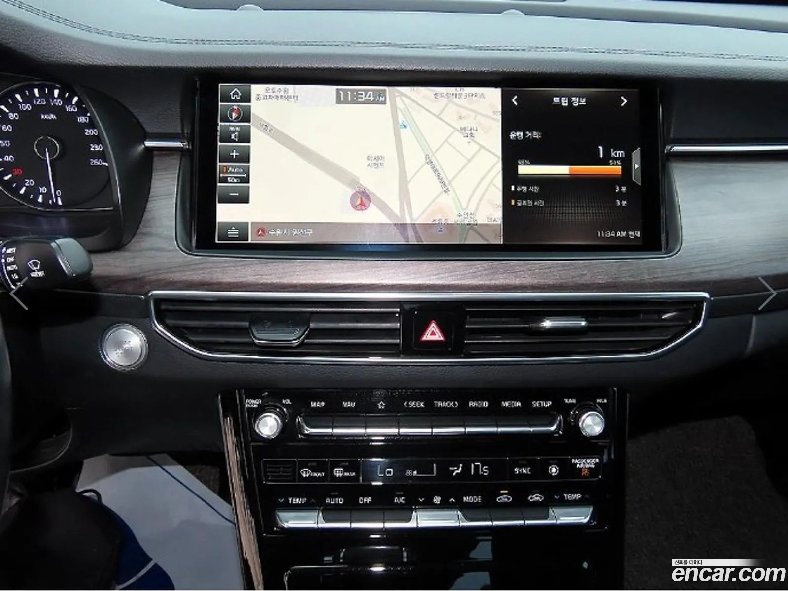 Kia K7 Premier 2019 — 16