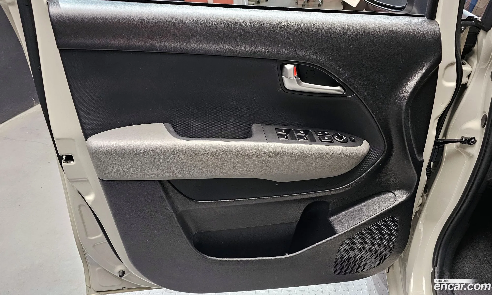 Kia Kia Ray 2024 — 24