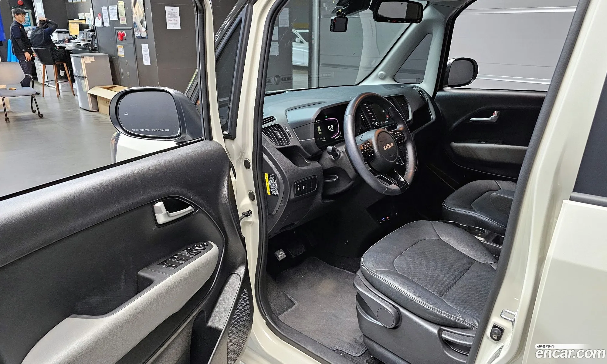 Kia Kia Ray 2024 — 28