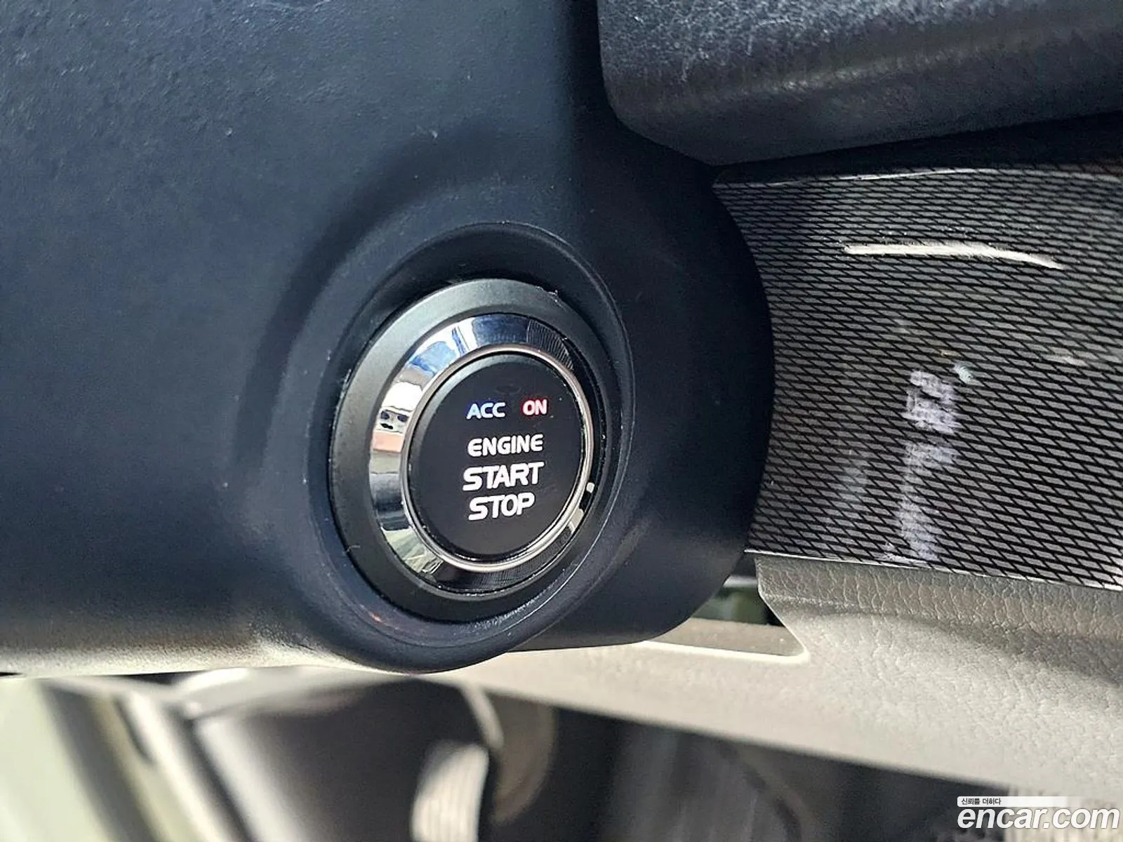 KG Mobility (SsangYong) Korando Turismo 2013 — 8