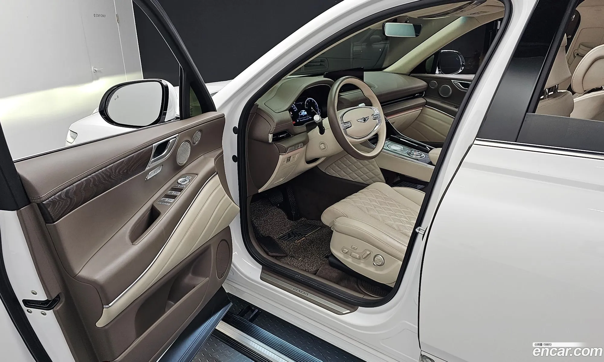 Genesis GV80 2020 KMTHB81DDLU003003 — 35