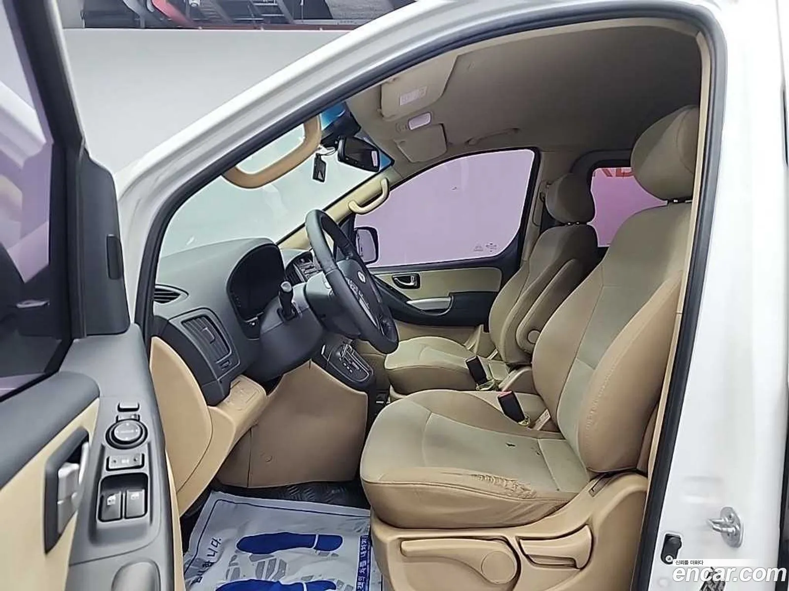 Hyundai Grand Starex 2011 — 13