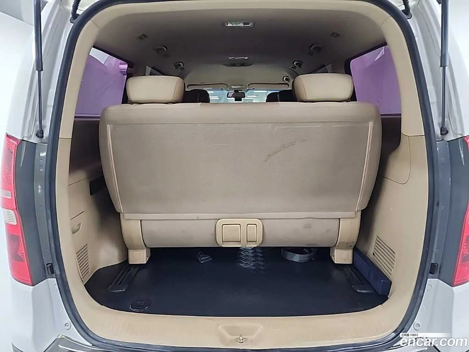Hyundai Grand Starex 2011 — 3