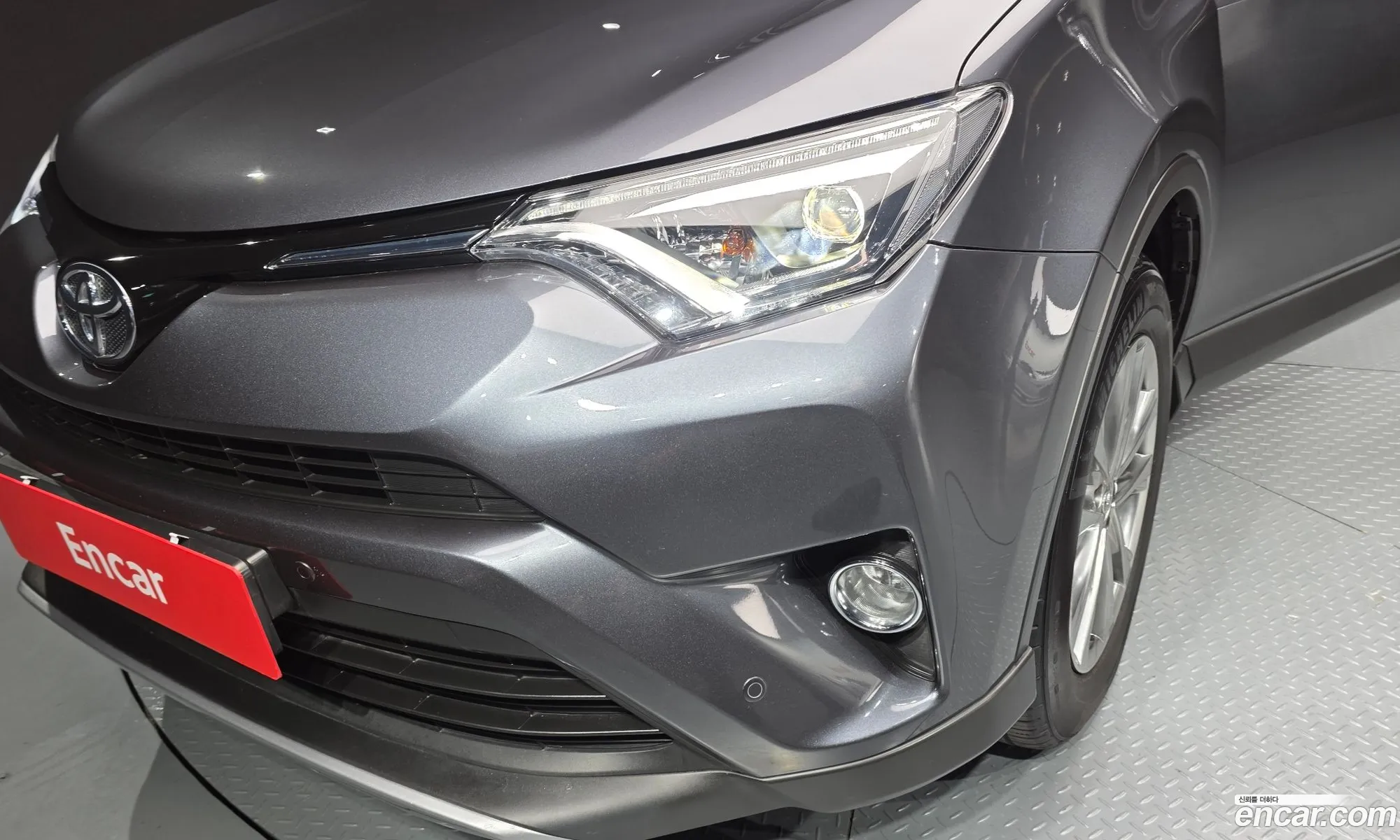 Toyota RAV4 2018 — 21