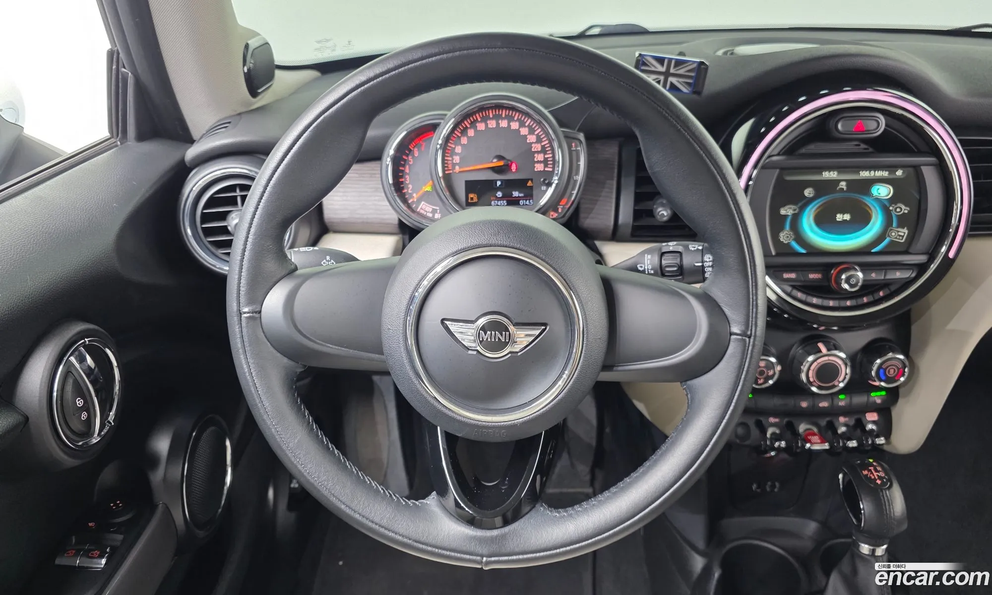 Mini Cooper 2018 WMWXP5103J2F94000 — 10