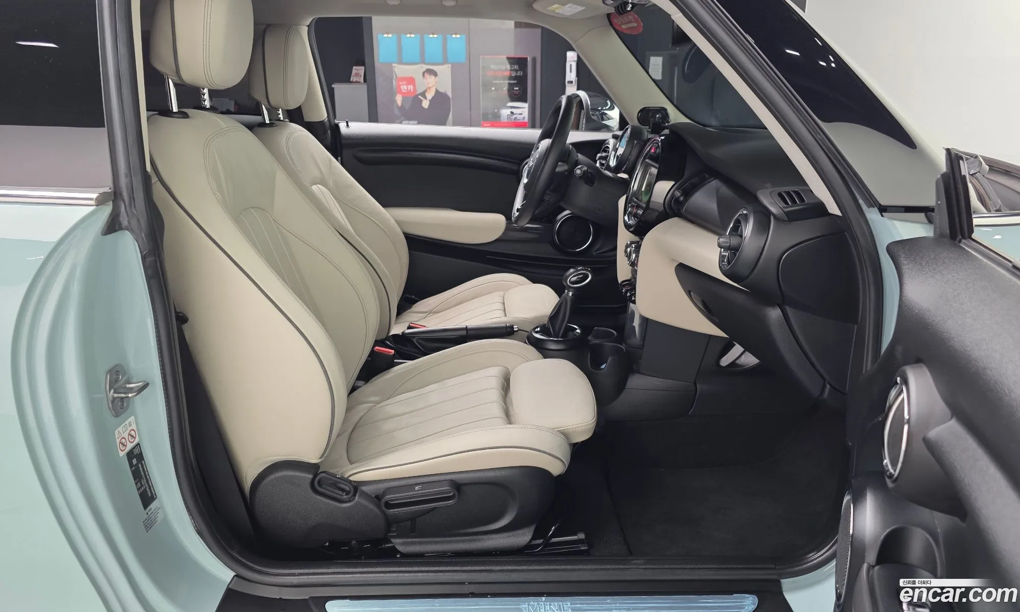 Mini Cooper 2018 WMWXP5103J2F94000 — 21