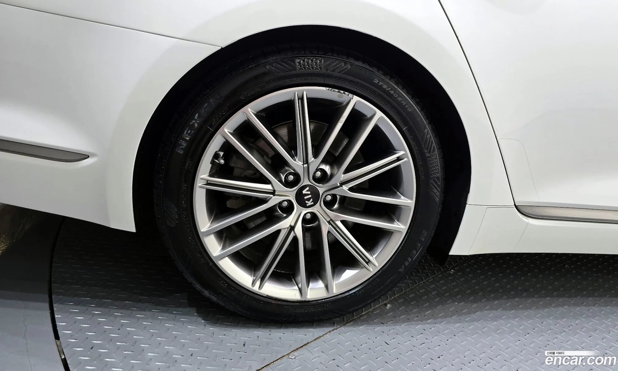 Kia The K9 2021 KNAS2418DMS031858 — 17