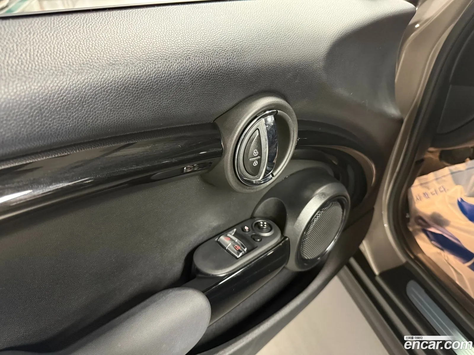 Mini Cooper 2021 — 9