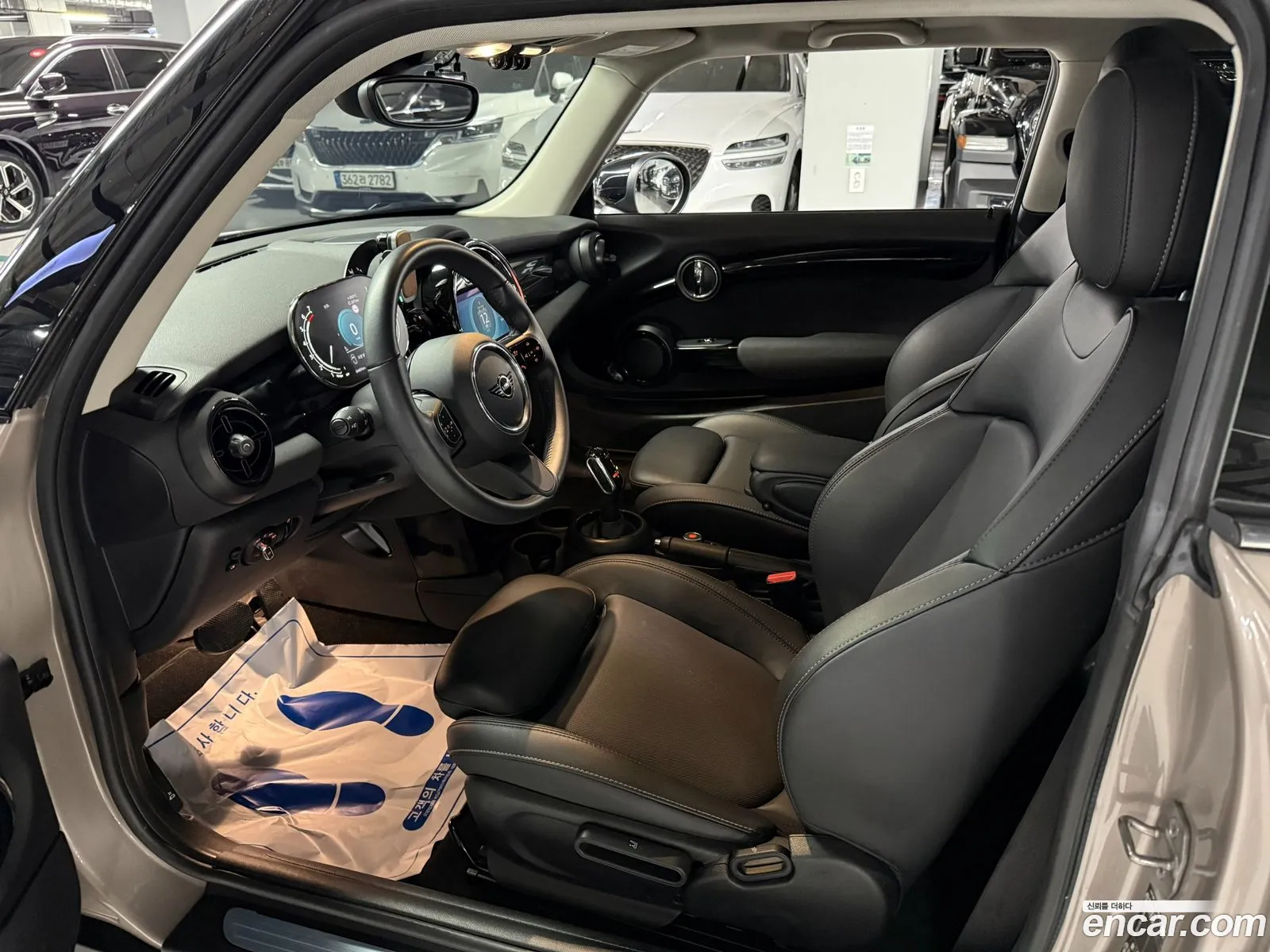 Mini Cooper 2021 — 10