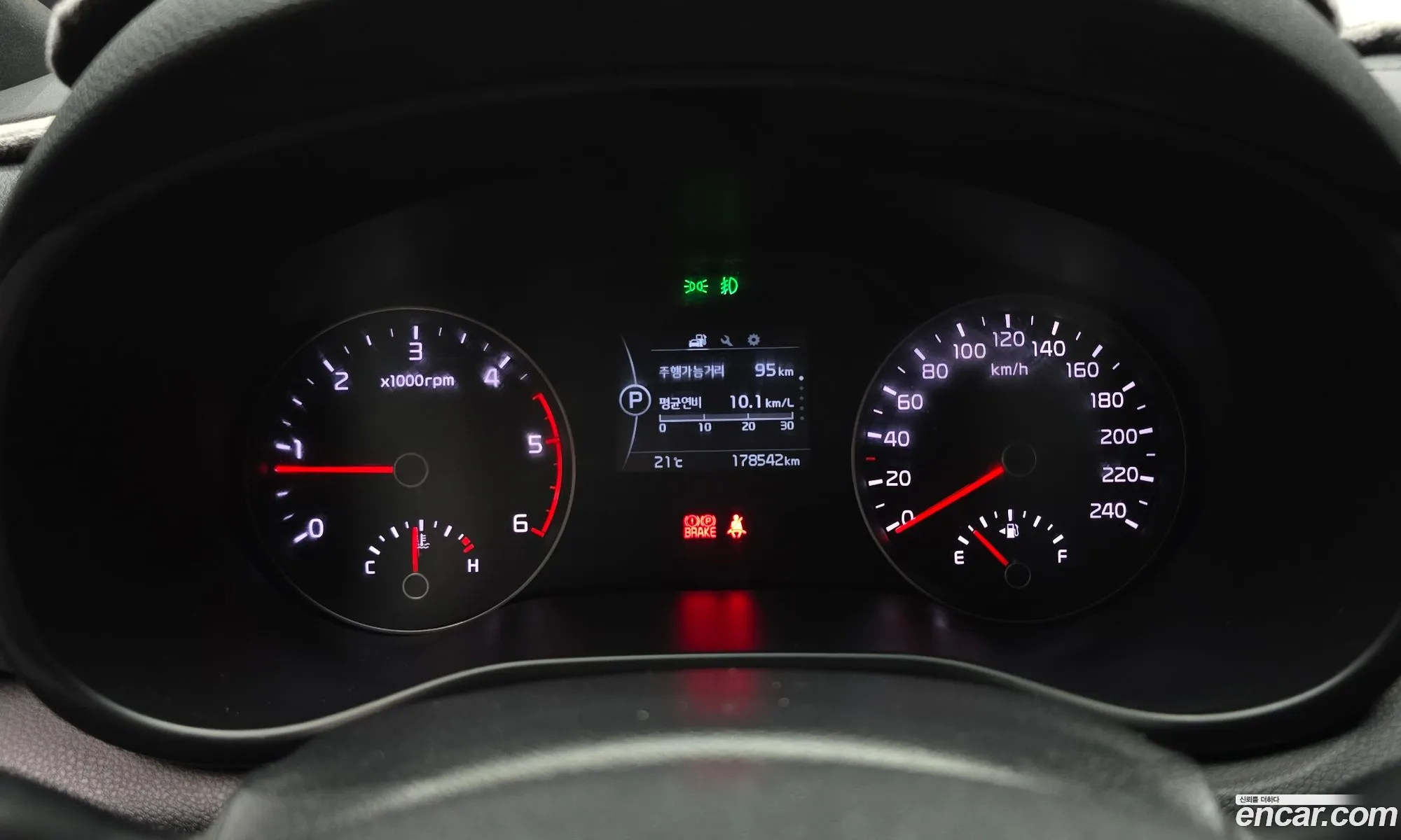 Kia Sportage 2016 — 12