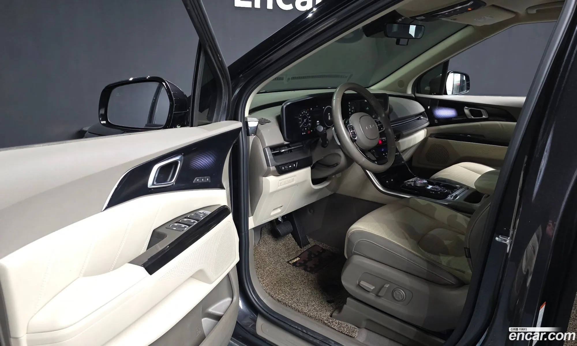 Kia Carnival 2023 KNANE813BPS276854 — 24