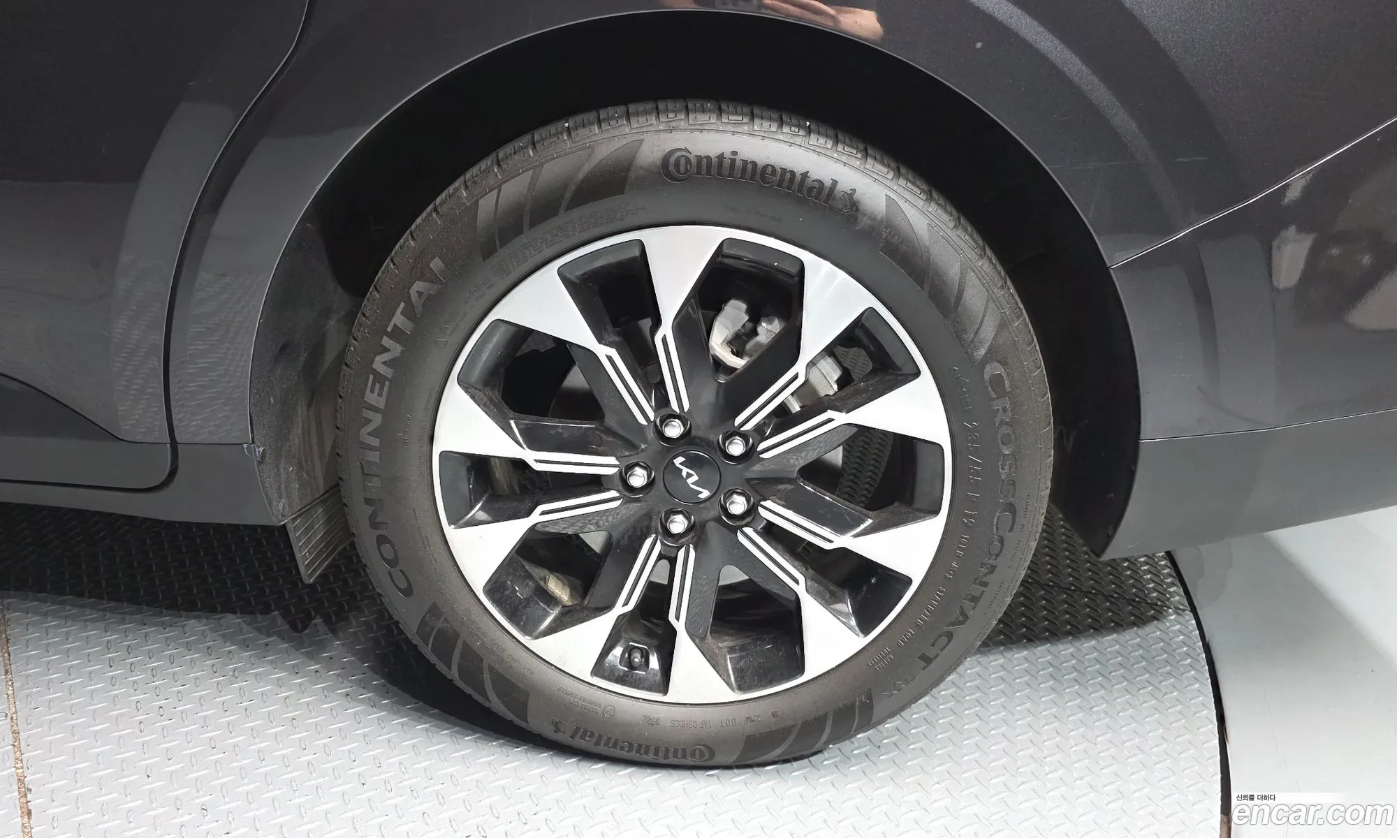 Kia Carnival 2023 KNANE813BPS276854 — 29
