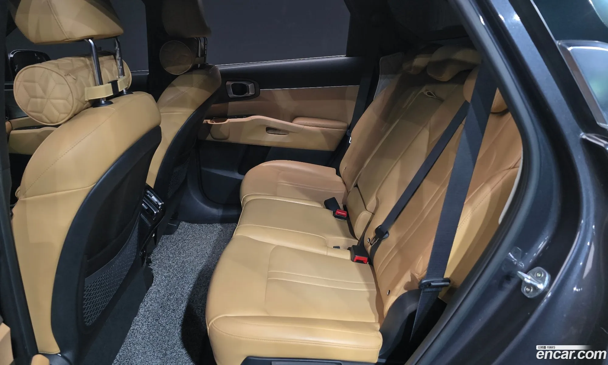 Kia Sorento 2020 KNARL81BGMA004535 — 4