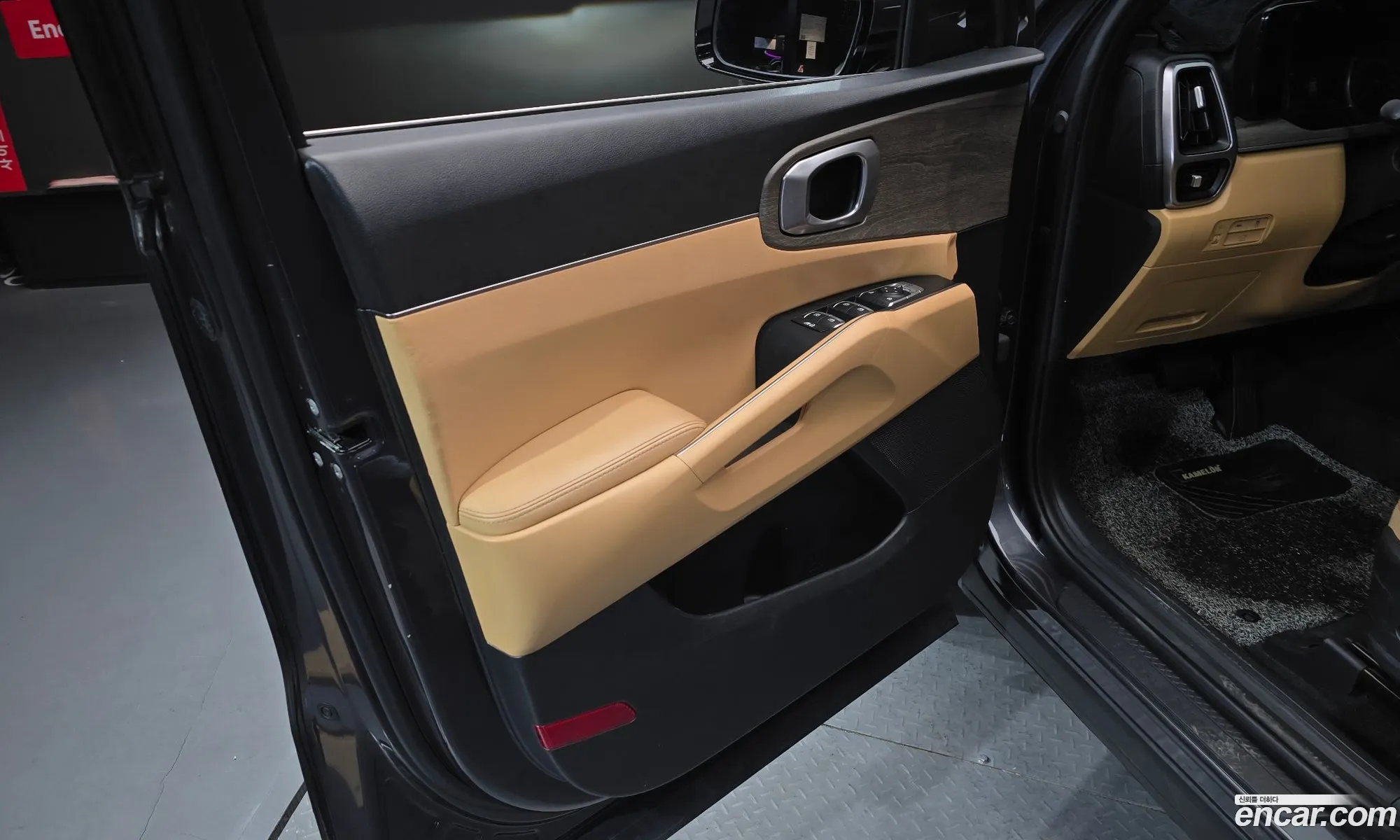 Kia Sorento 2020 KNARL81BGMA004535 — 5
