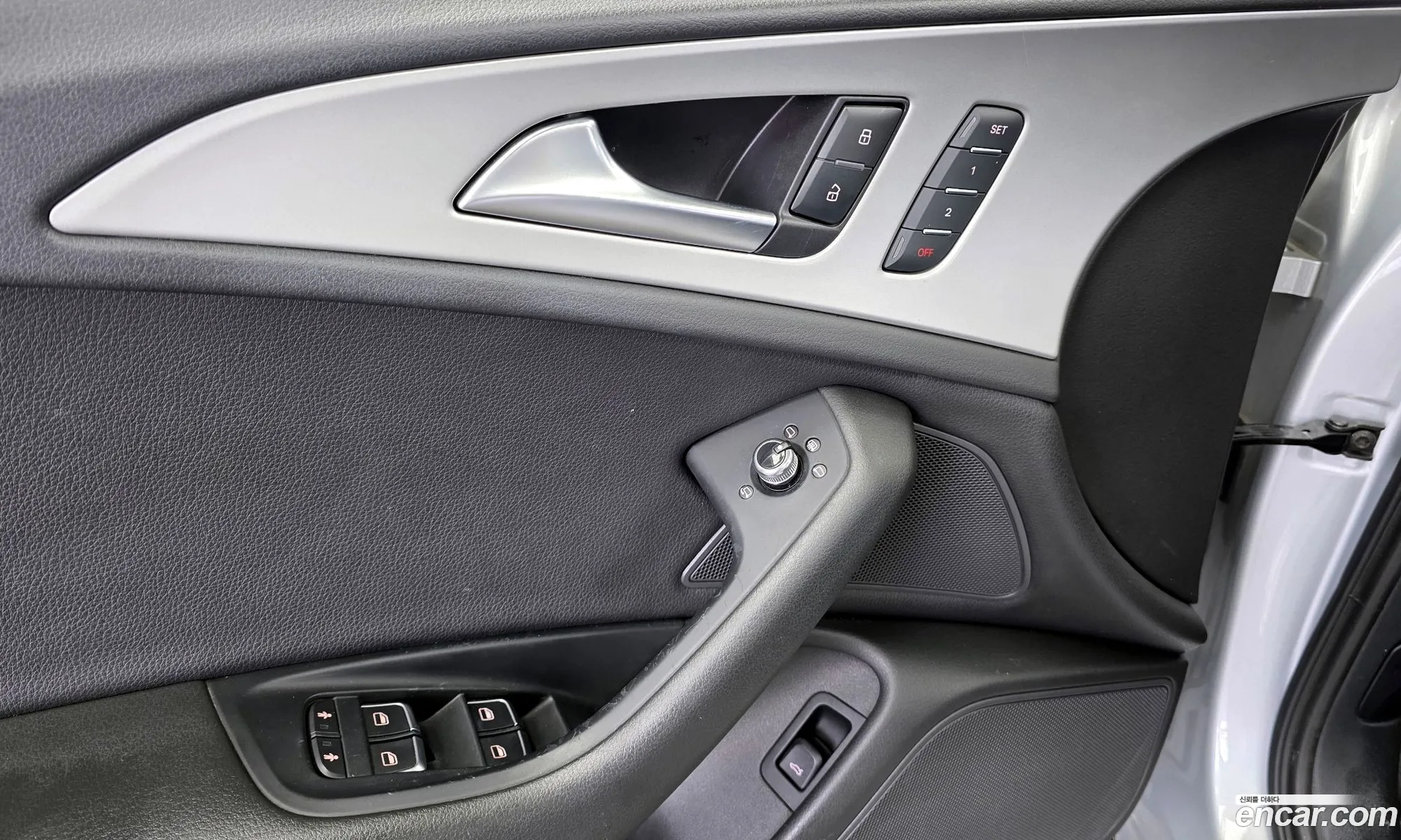 Audi A6 2011 WAUZZZ4G8CN035995 — 3
