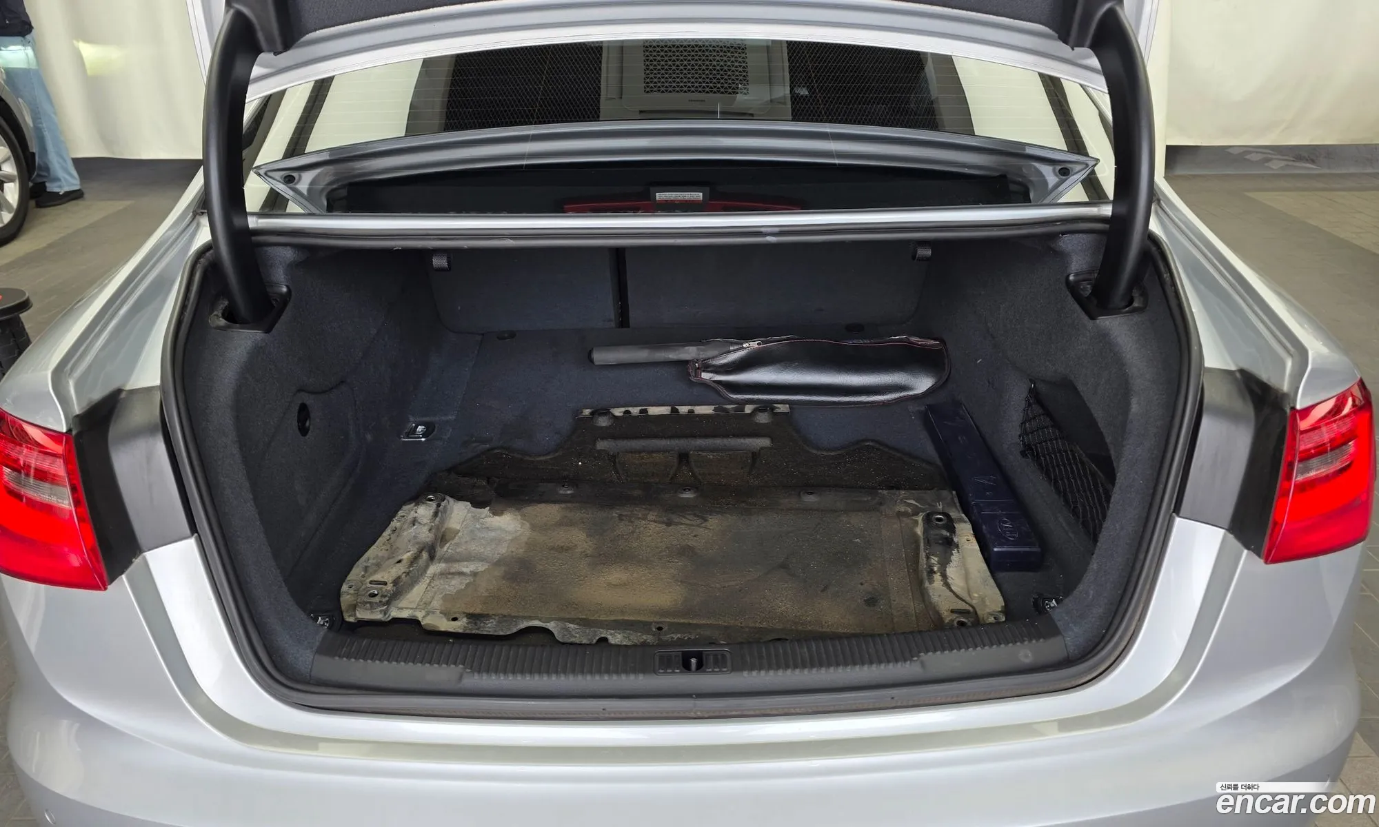 Audi A6 2011 WAUZZZ4G8CN035995 — 14