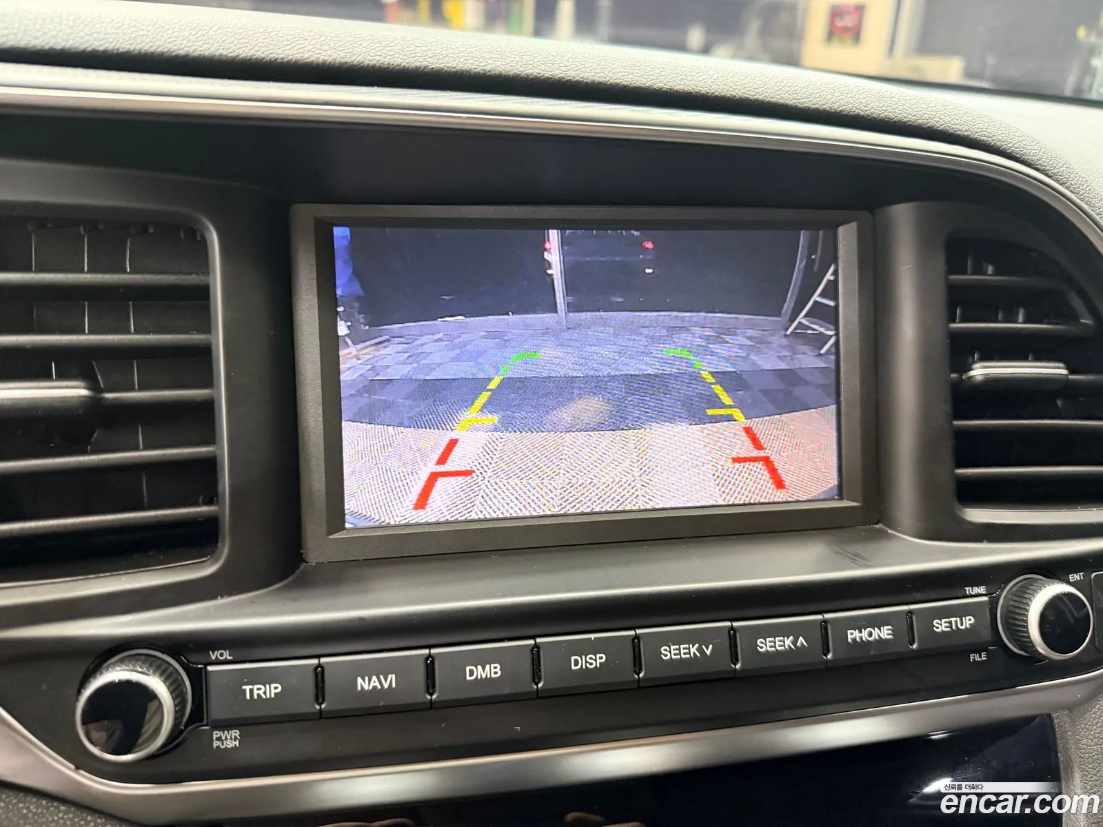 Hyundai Elantra AD 2019 — 17