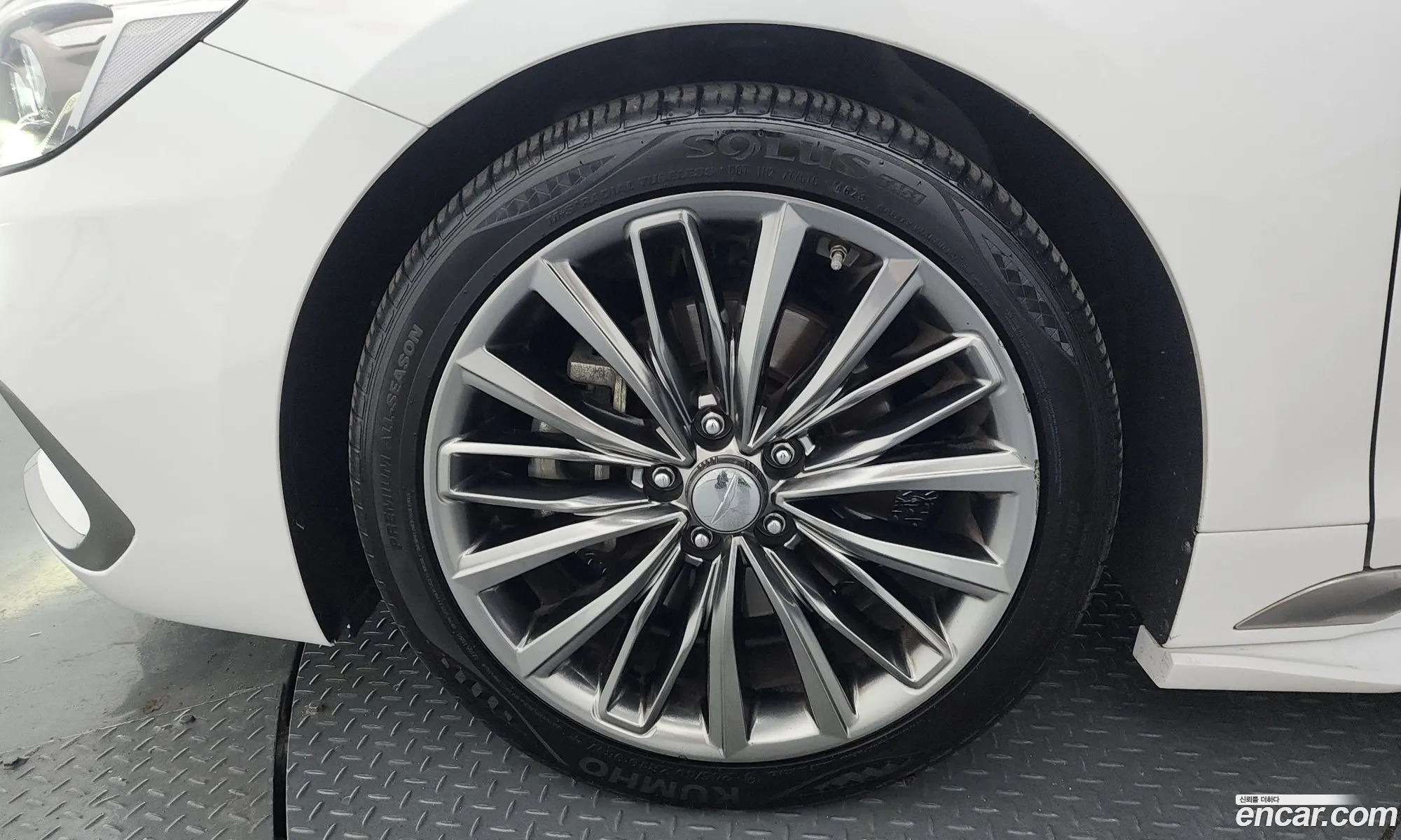 Hyundai Grandeur IG 2018 — 22