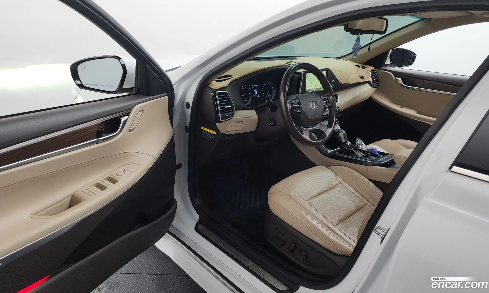 Hyundai Grandeur IG 2018 — 10