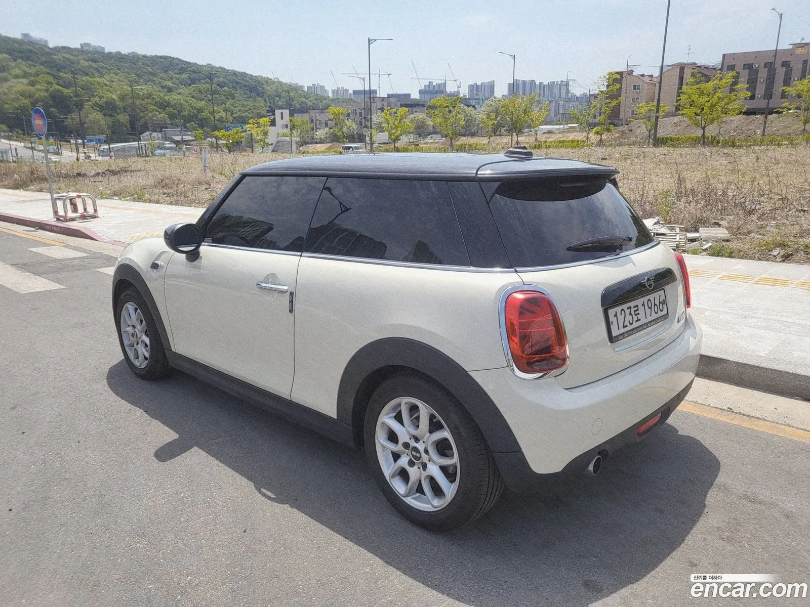 Mini Cooper 2019 — 8