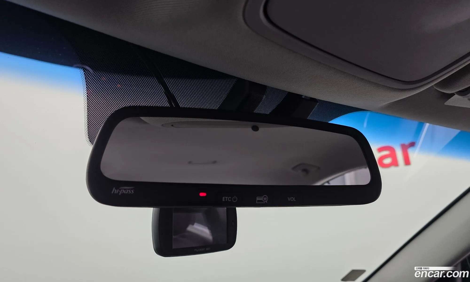 Kia K7 2018 KNALB415BJA123028 — 15