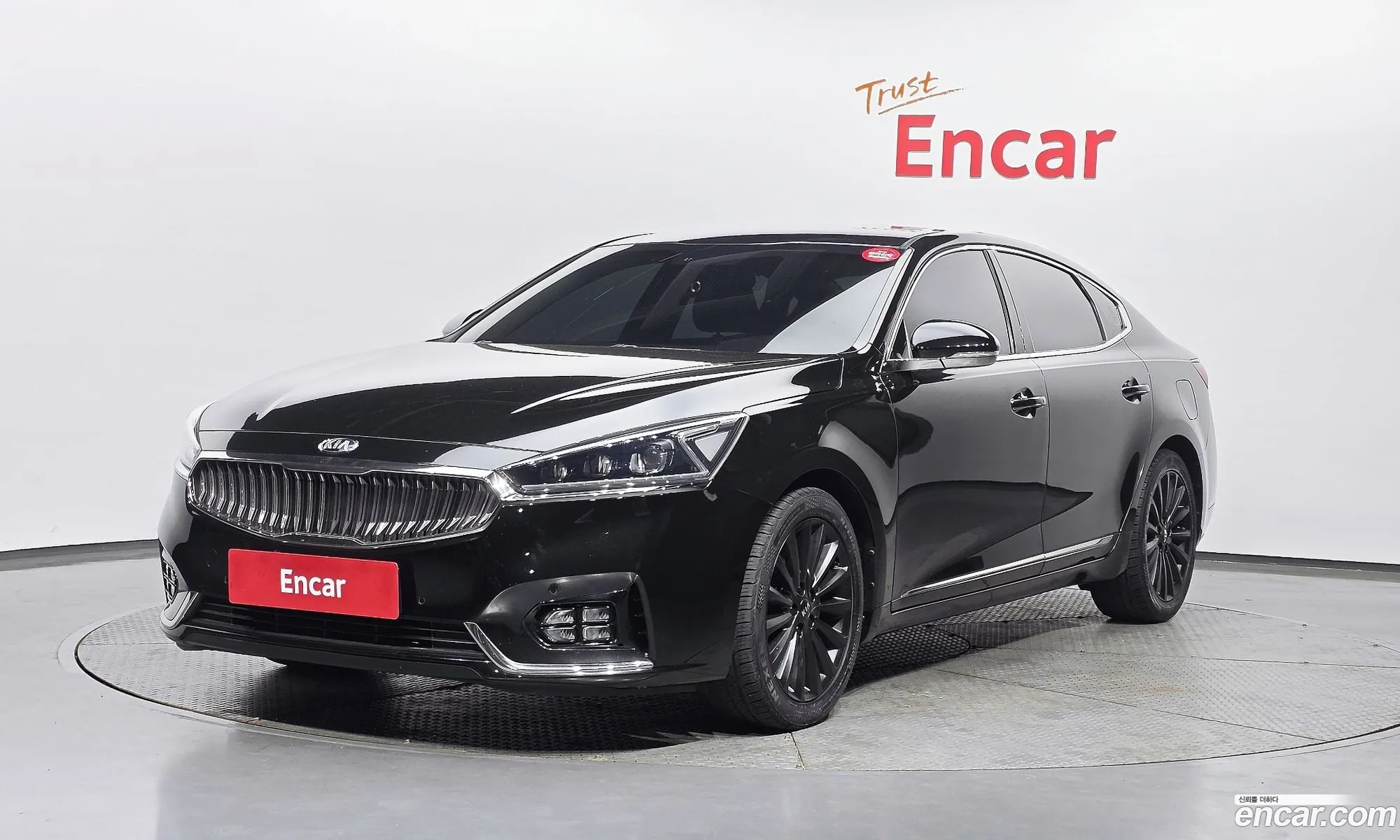 Kia K7 2018 KNALB415BJA123028 — 2