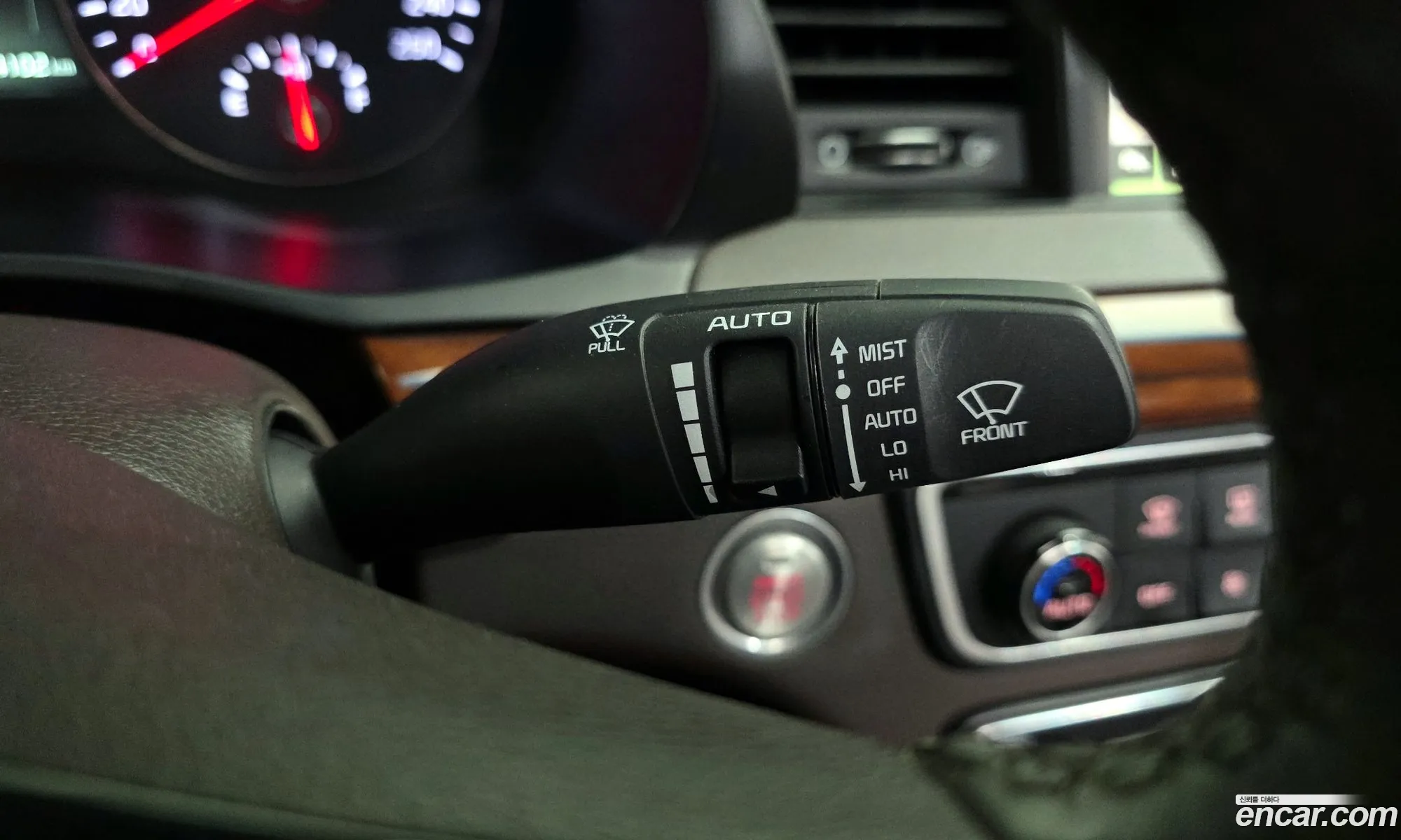 Kia K7 2017 — 23